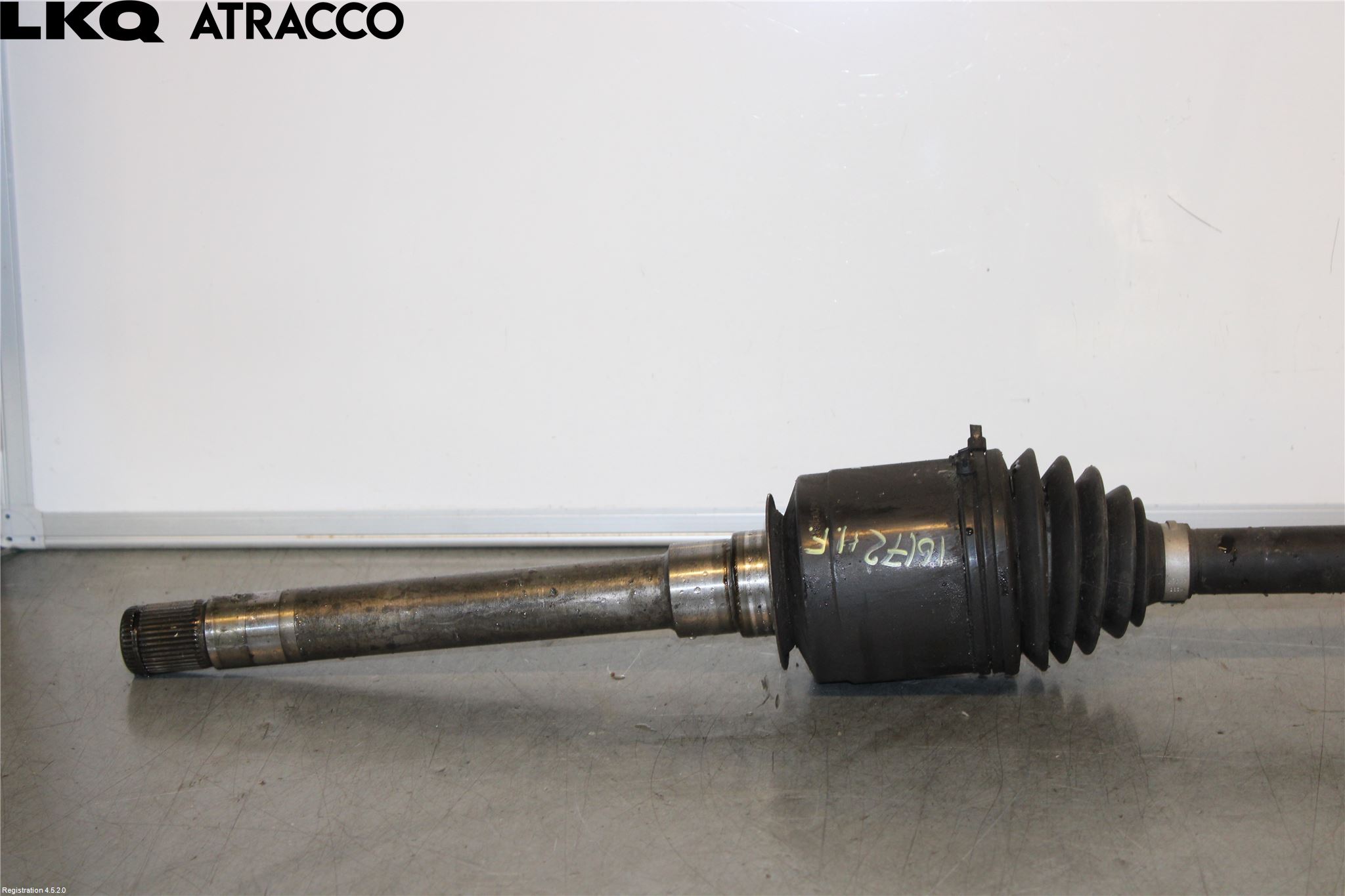 Mercedes-Benz MB ML/GLE-KLASS (W166) 12-18 Drivaxel Fram Höger