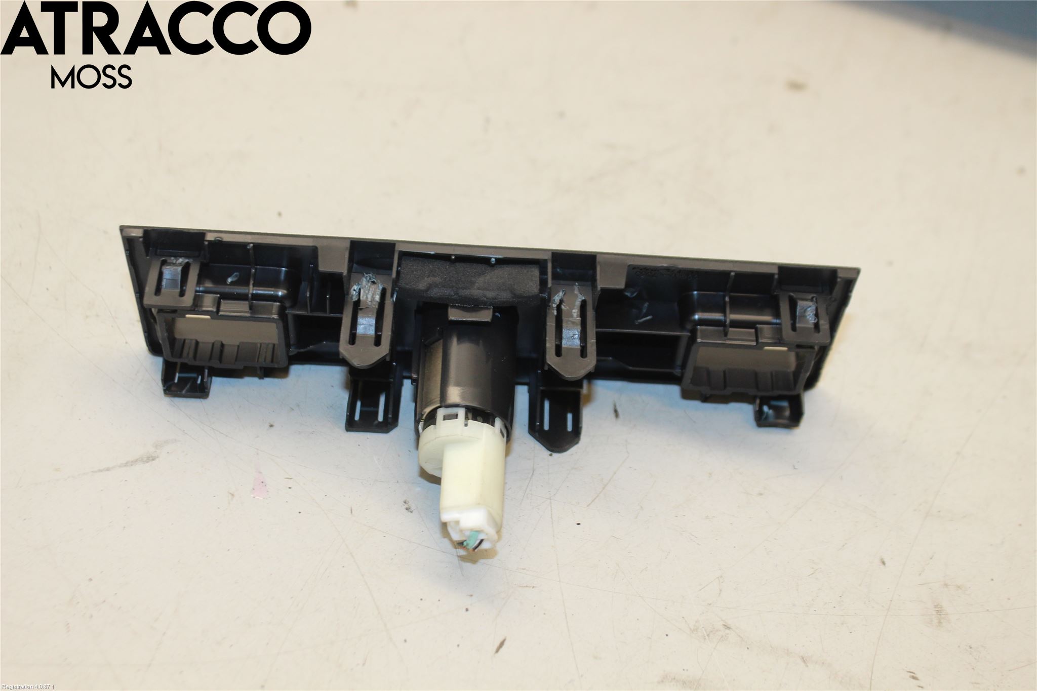 Toyota PRIUS+ ZVW40 12-20 Strömställare Övrigt