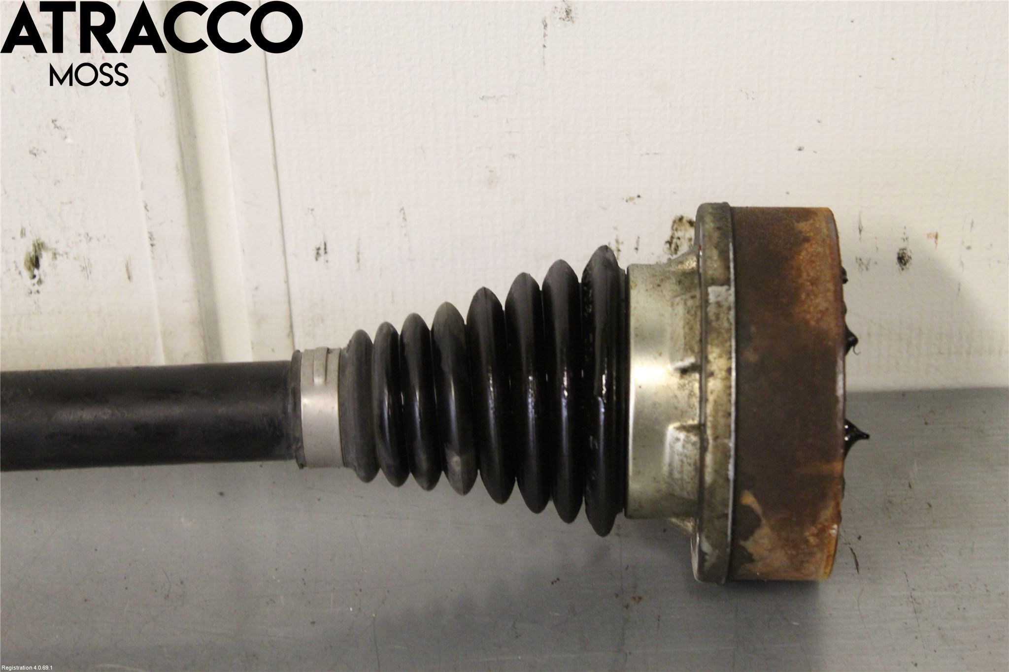 Volkswagen VW GOLF VI 09-13 Drivaxel Fram Vänster