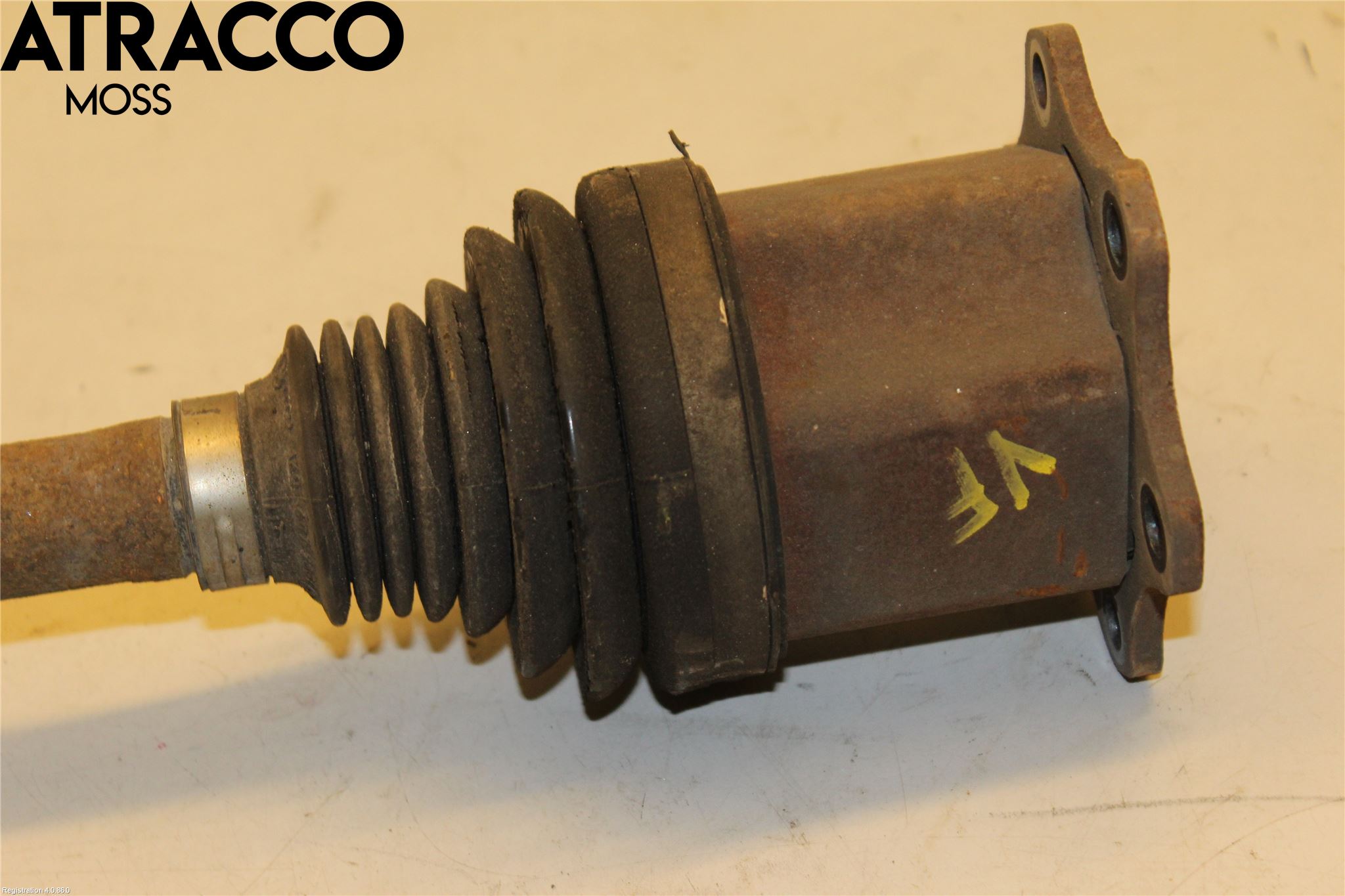 Volkswagen VW PASSAT 15-19 Drivaxel Fram Vänster