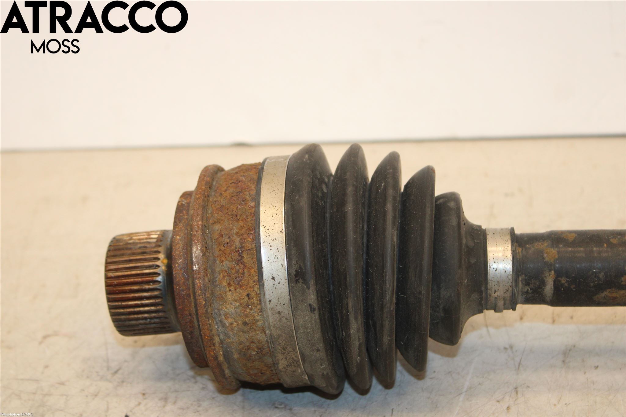 Audi A4 12-15 Drivaxel Fram Höger