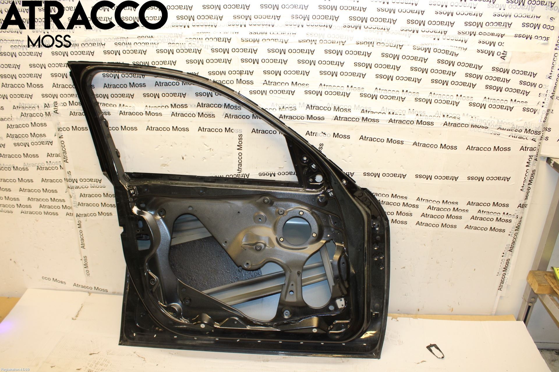 BMW 1 F20/F21 11-19 Dörr Fram Vänster