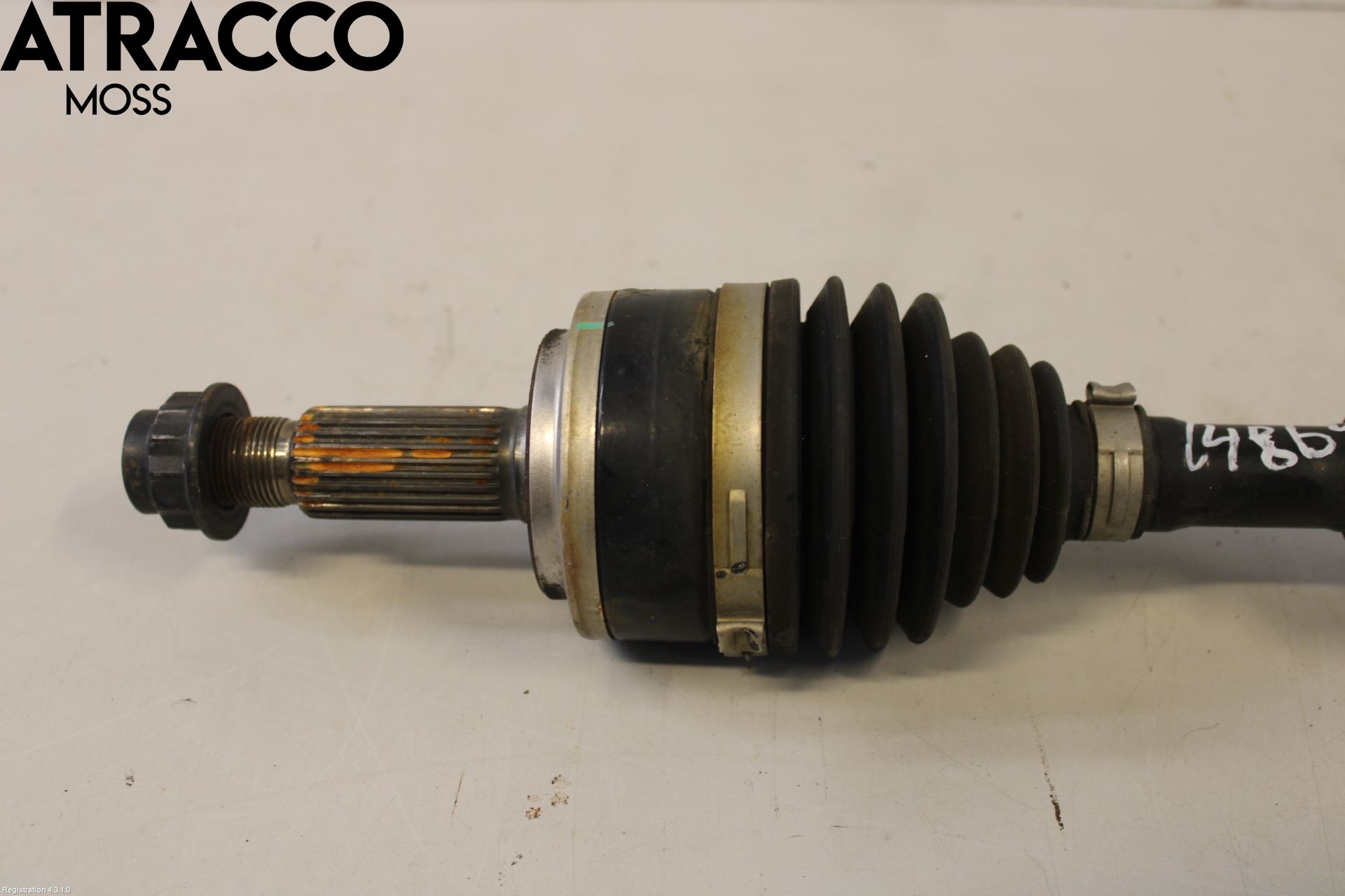 Toyota C-HR 16-23 Drivaxel Fram Vänster