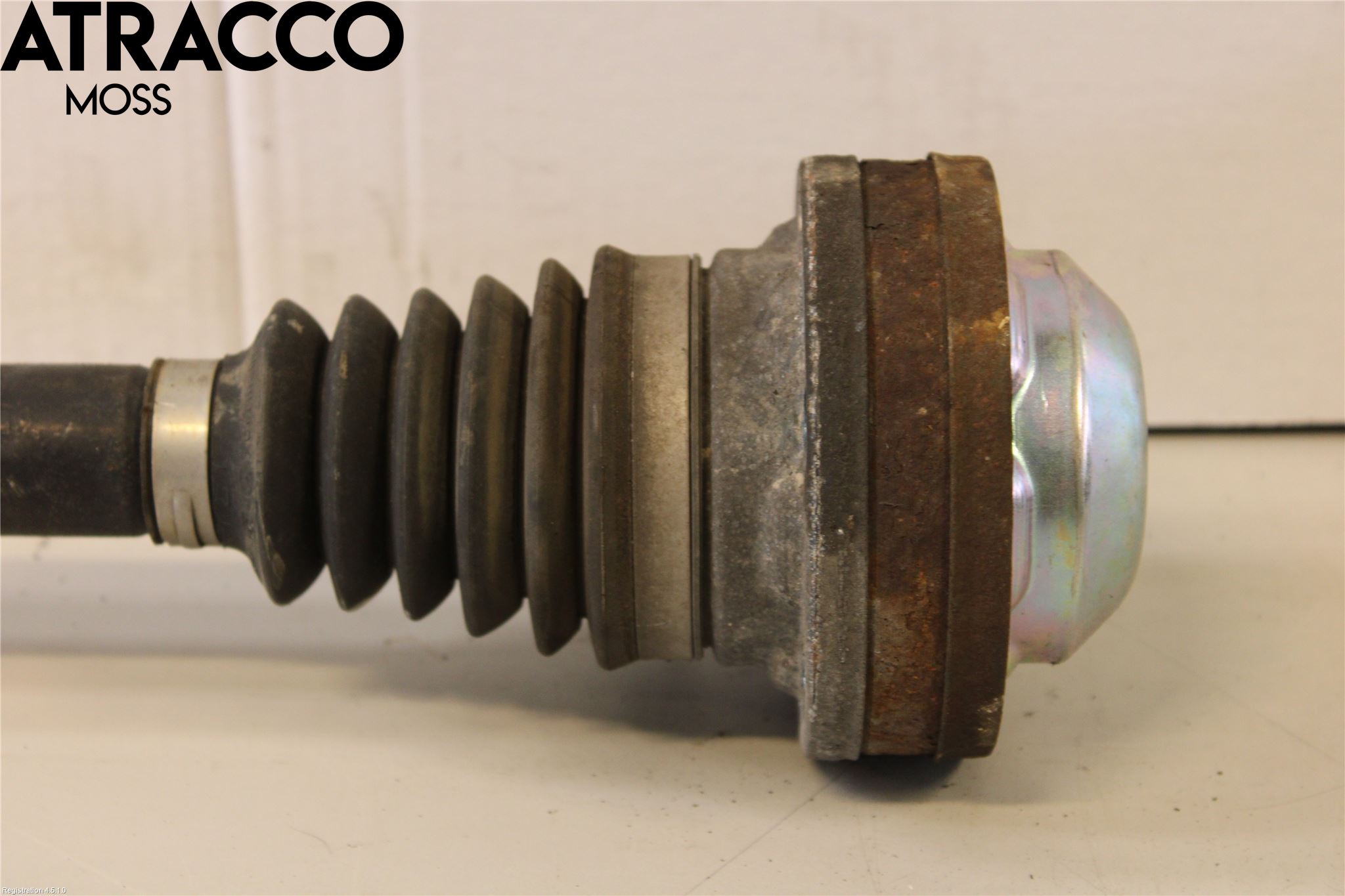 Audi Q5 09-16 Drivaxel Bak Vänster