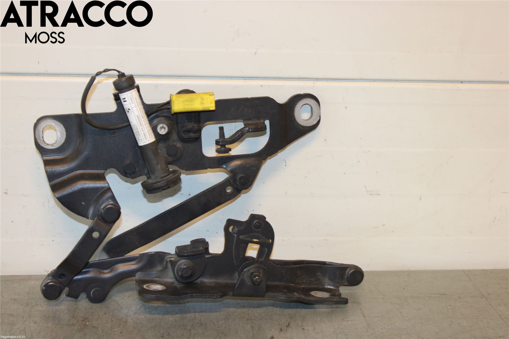BMW 5 F10/F11/F18 09-17 Huvgångjärn