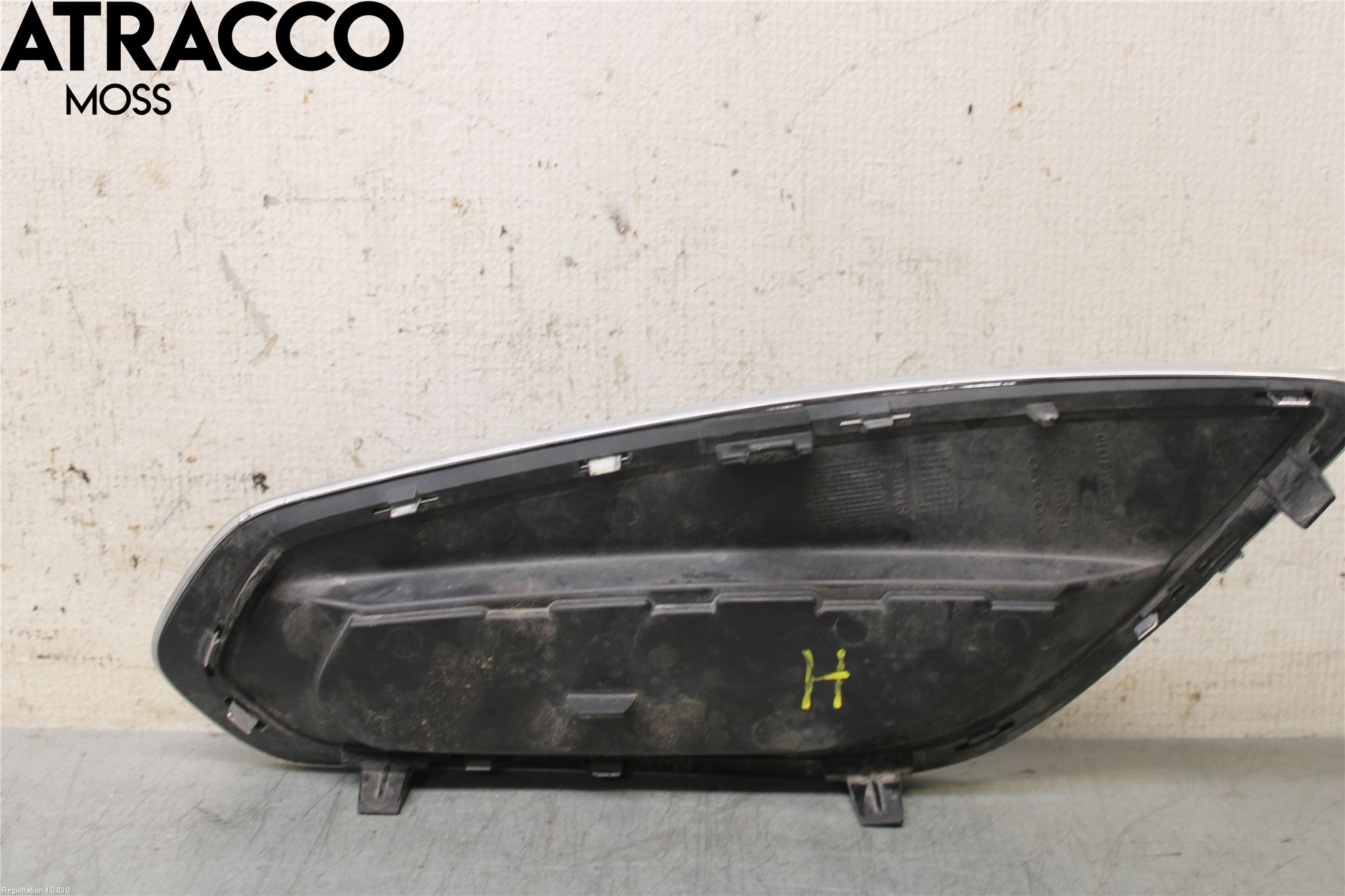 Volvo V60 11-13 Grilldel Höger