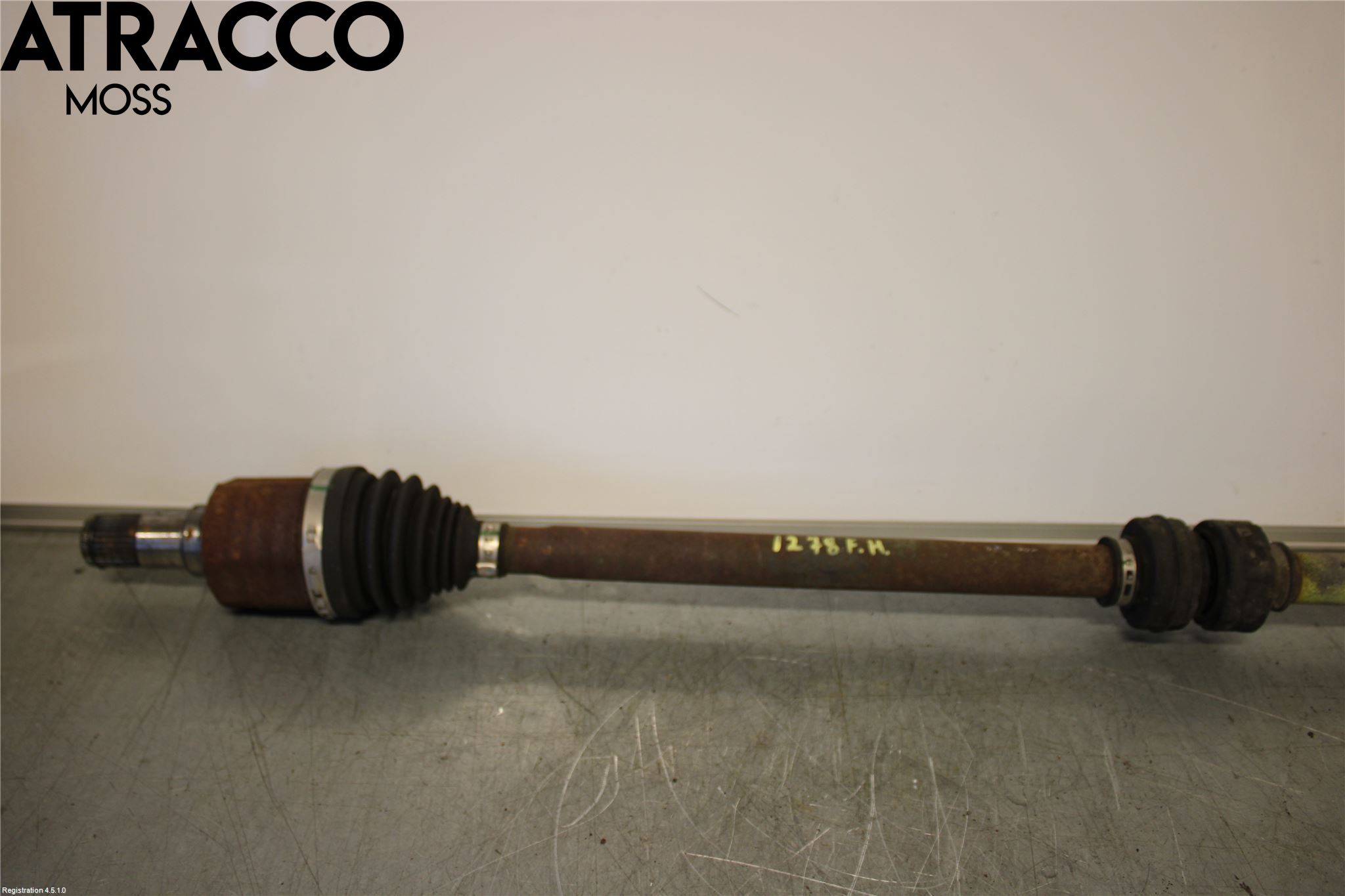 Hyundai i30 PD 17- Drivaxel Fram Höger