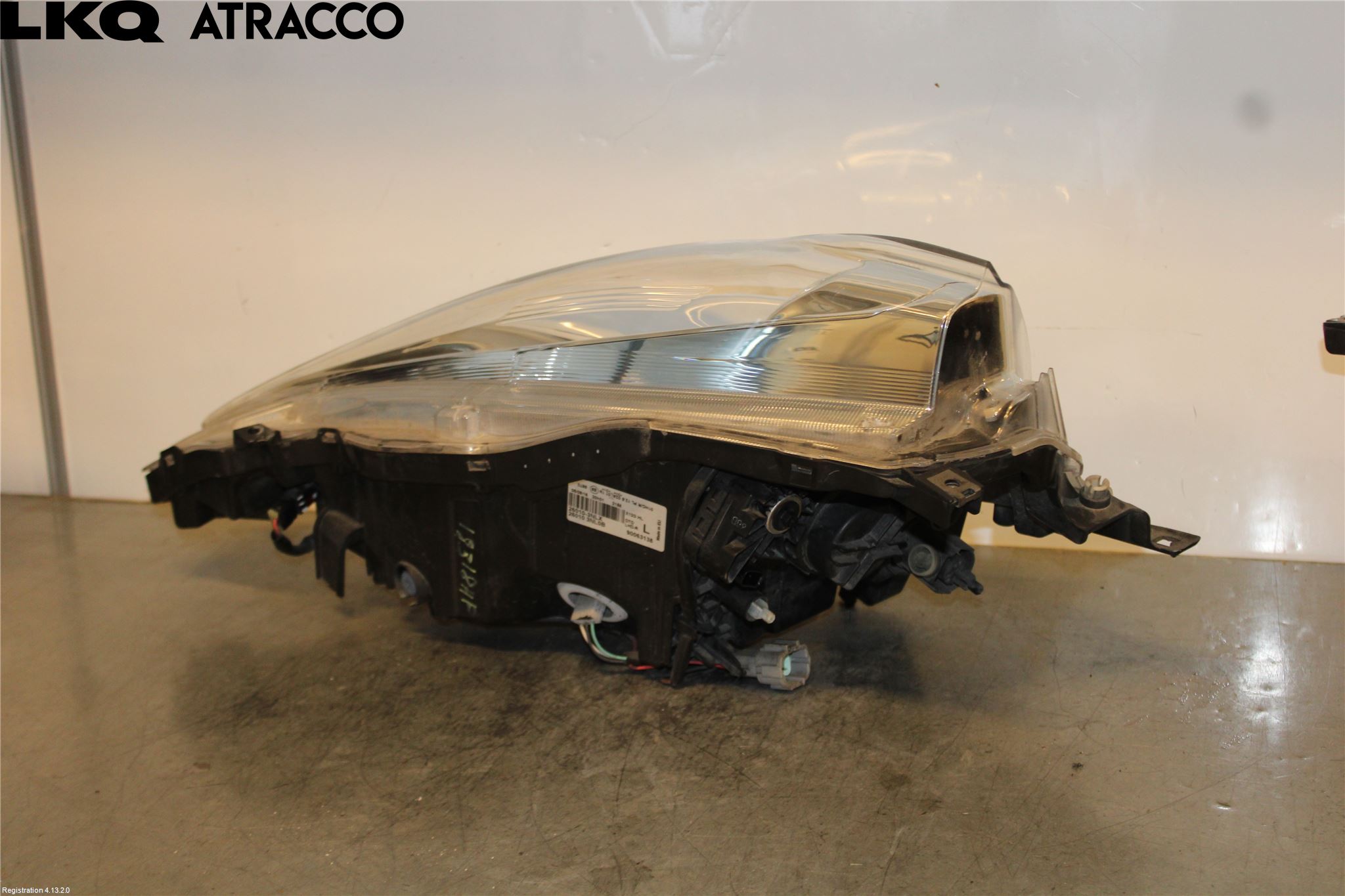 Nissan LEAF 11-17 Strålkastare Höger