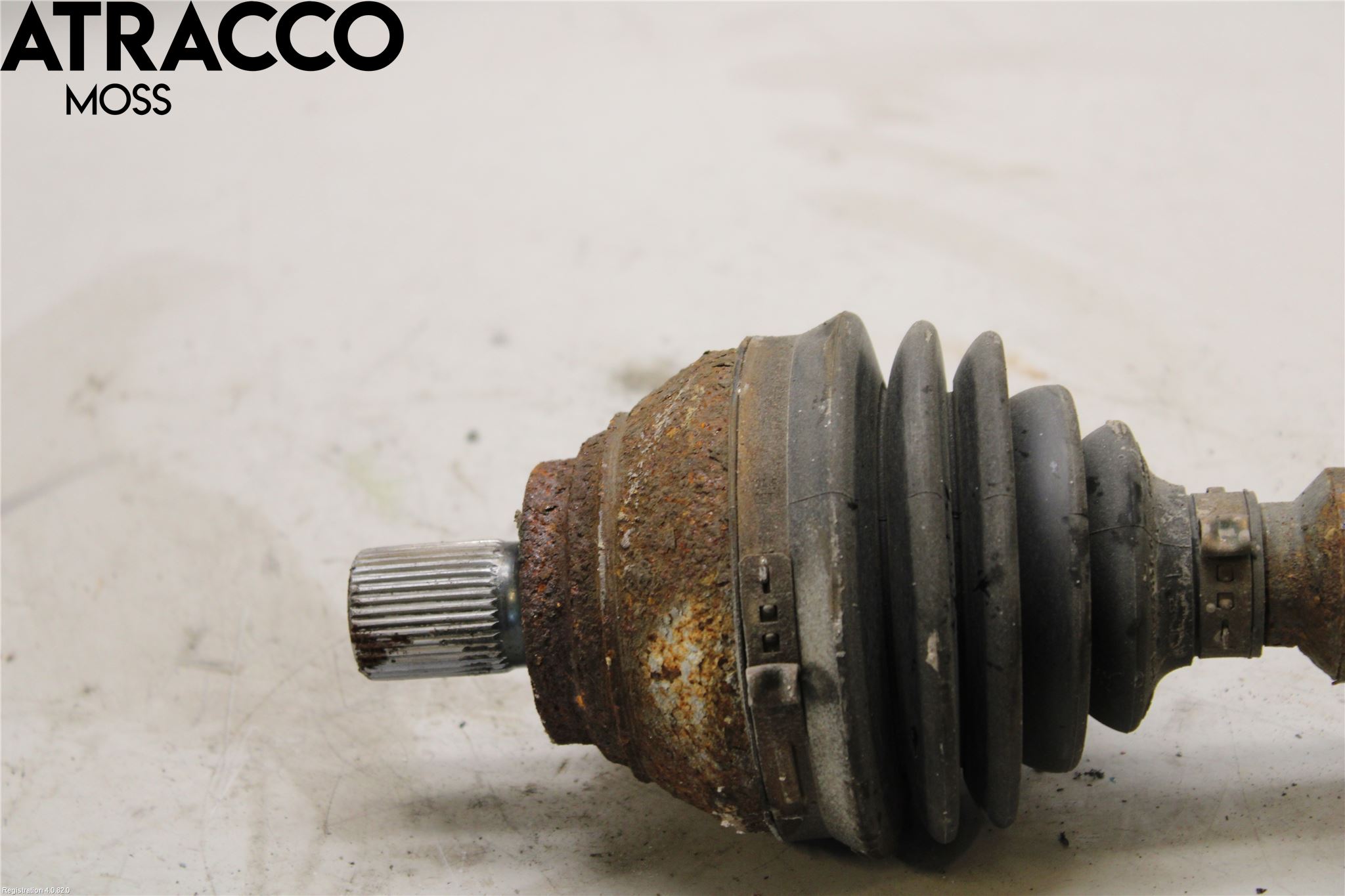 Volkswagen VW TIGUAN 07-16 Drivaxel Fram Höger