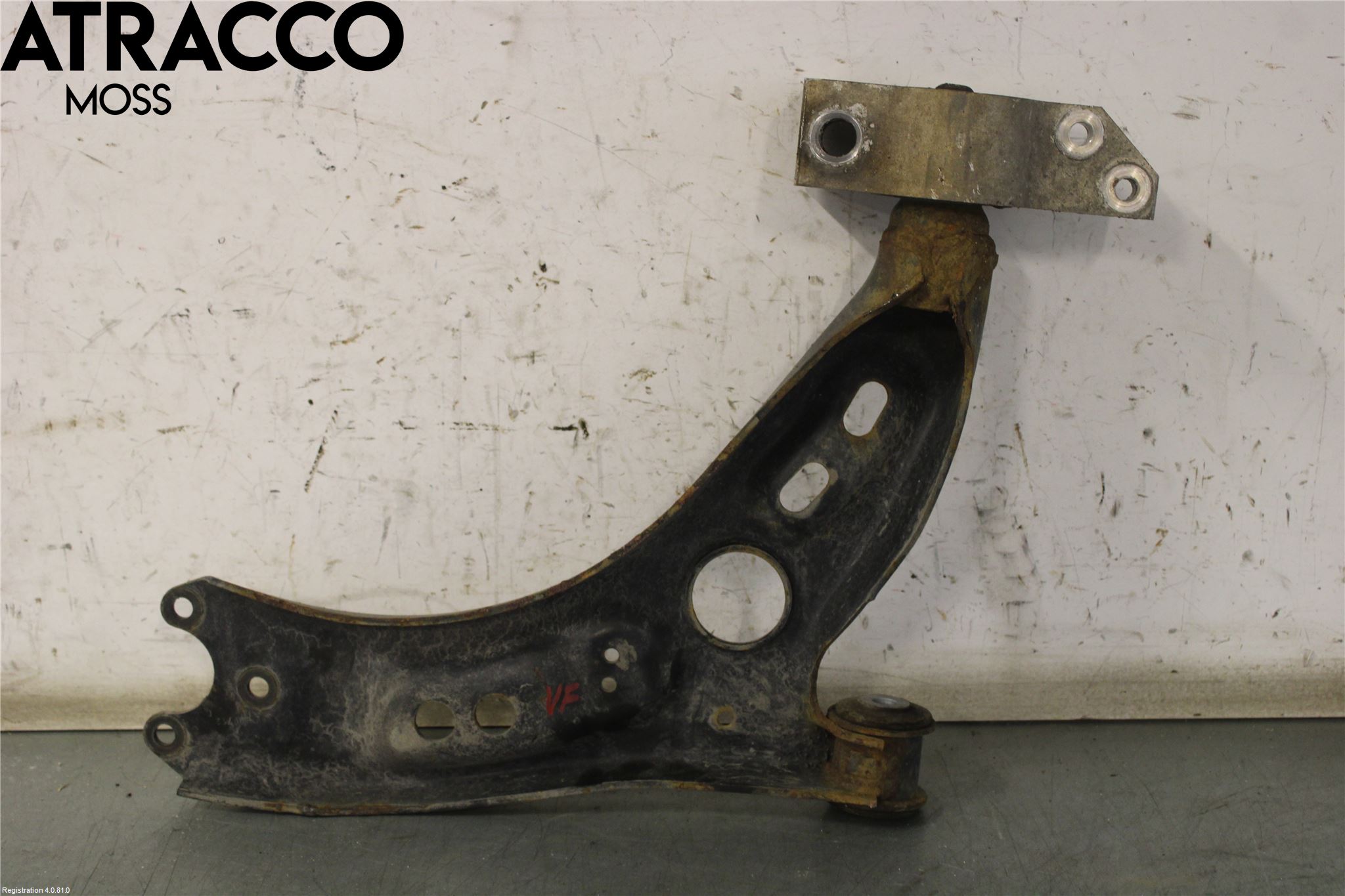 Volkswagen VW TIGUAN 07-16 Bärarm Fram Undre Vä