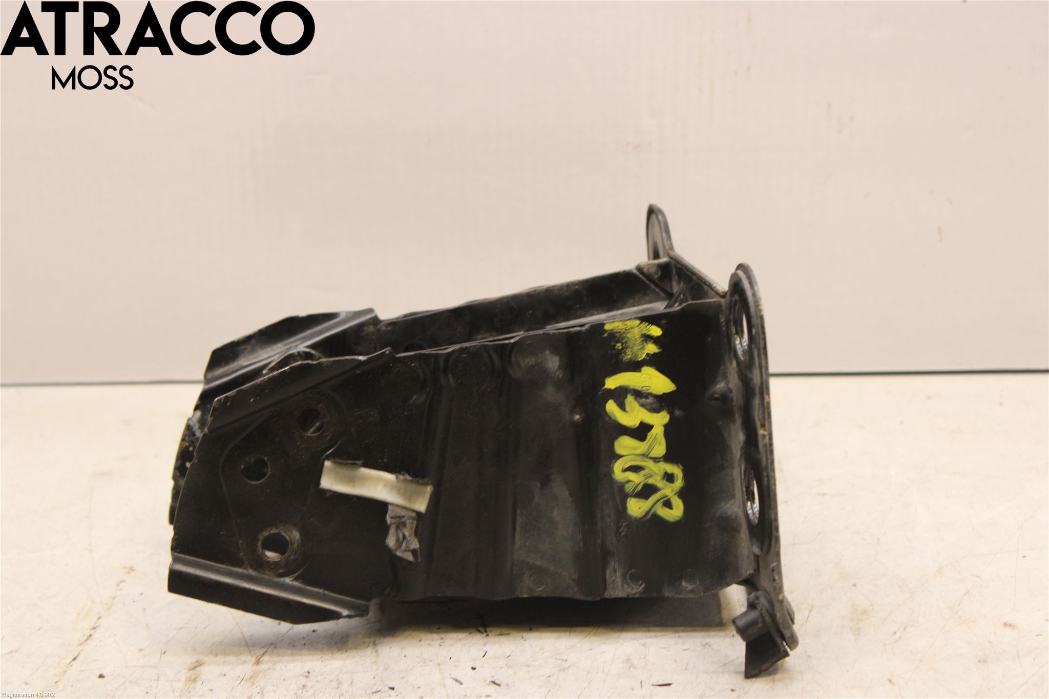 Audi A3/S3 05-13 Stötfångarbärjärn Fram