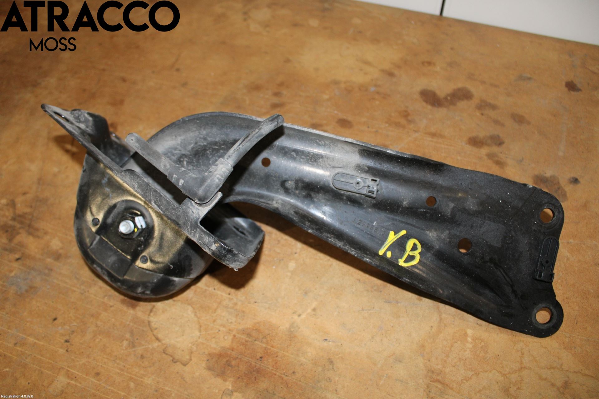 Volkswagen VW PASSAT 15-19 Bärarm Bak Vänster