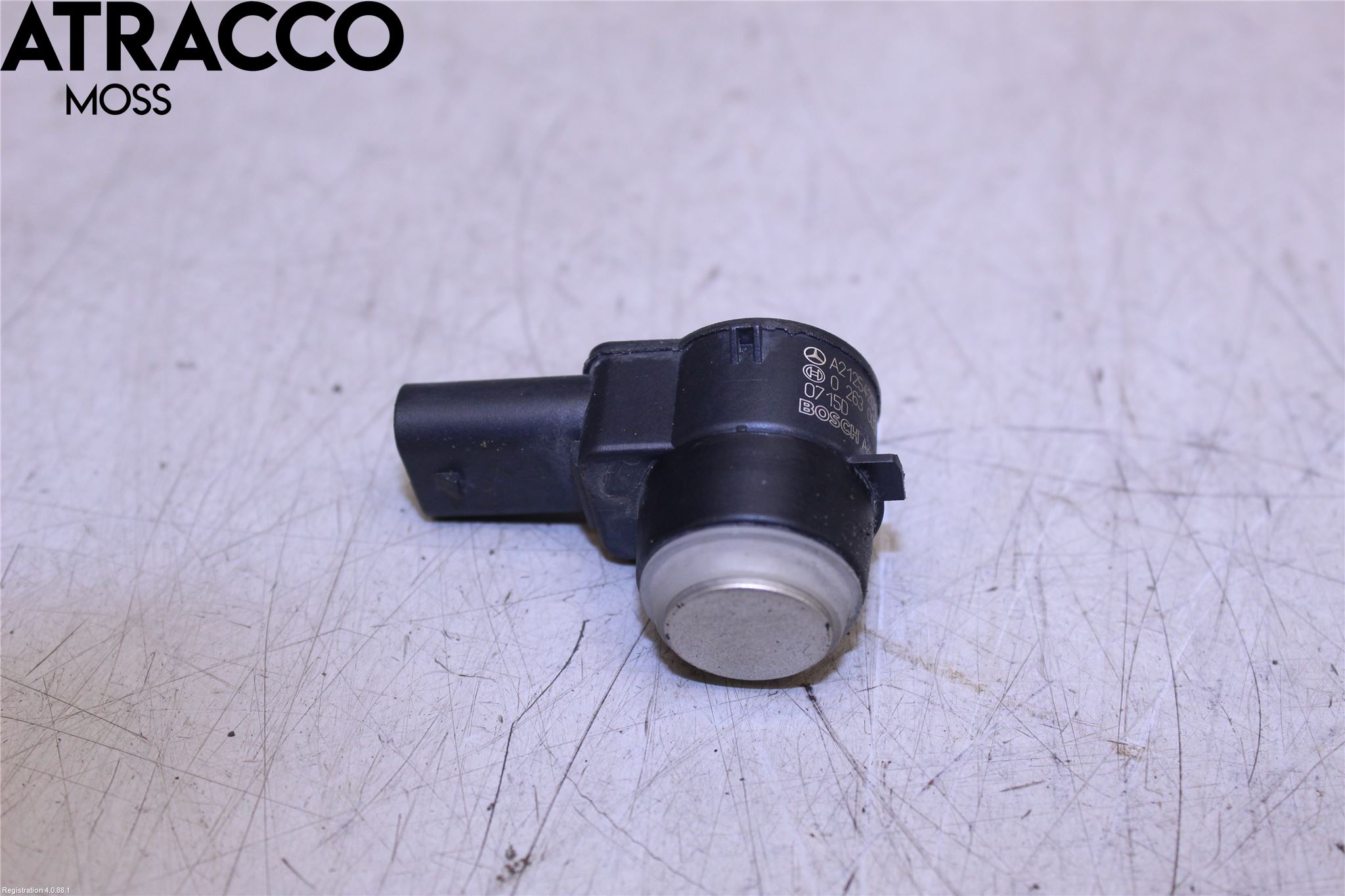 Mercedes-Benz MB E-KLASS (W212) 09-16 Parkeringshjälp Frontsensor