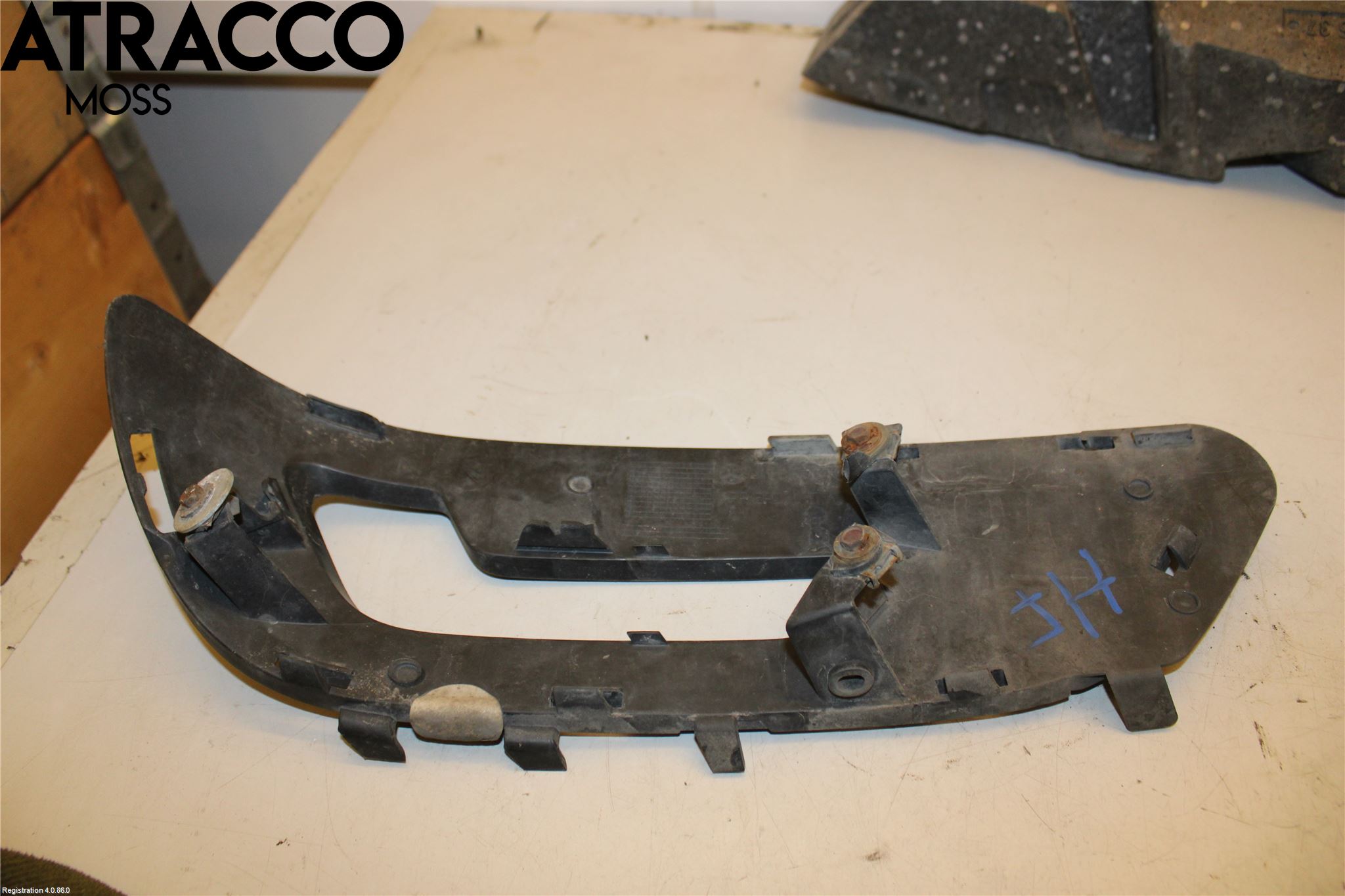 Mercedes-Benz MB E-KLASS (W212) 09-16 Dimljussarg Fram