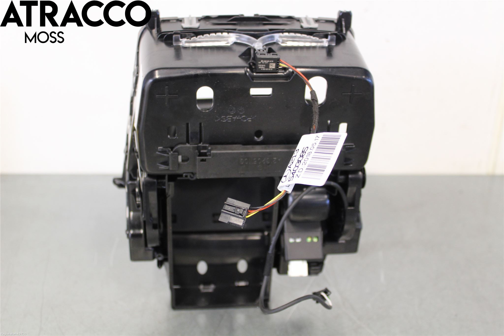 Mercedes-Benz MB E-KLASS (W213) 16-23 Instrumentbräda Förvaringsfack