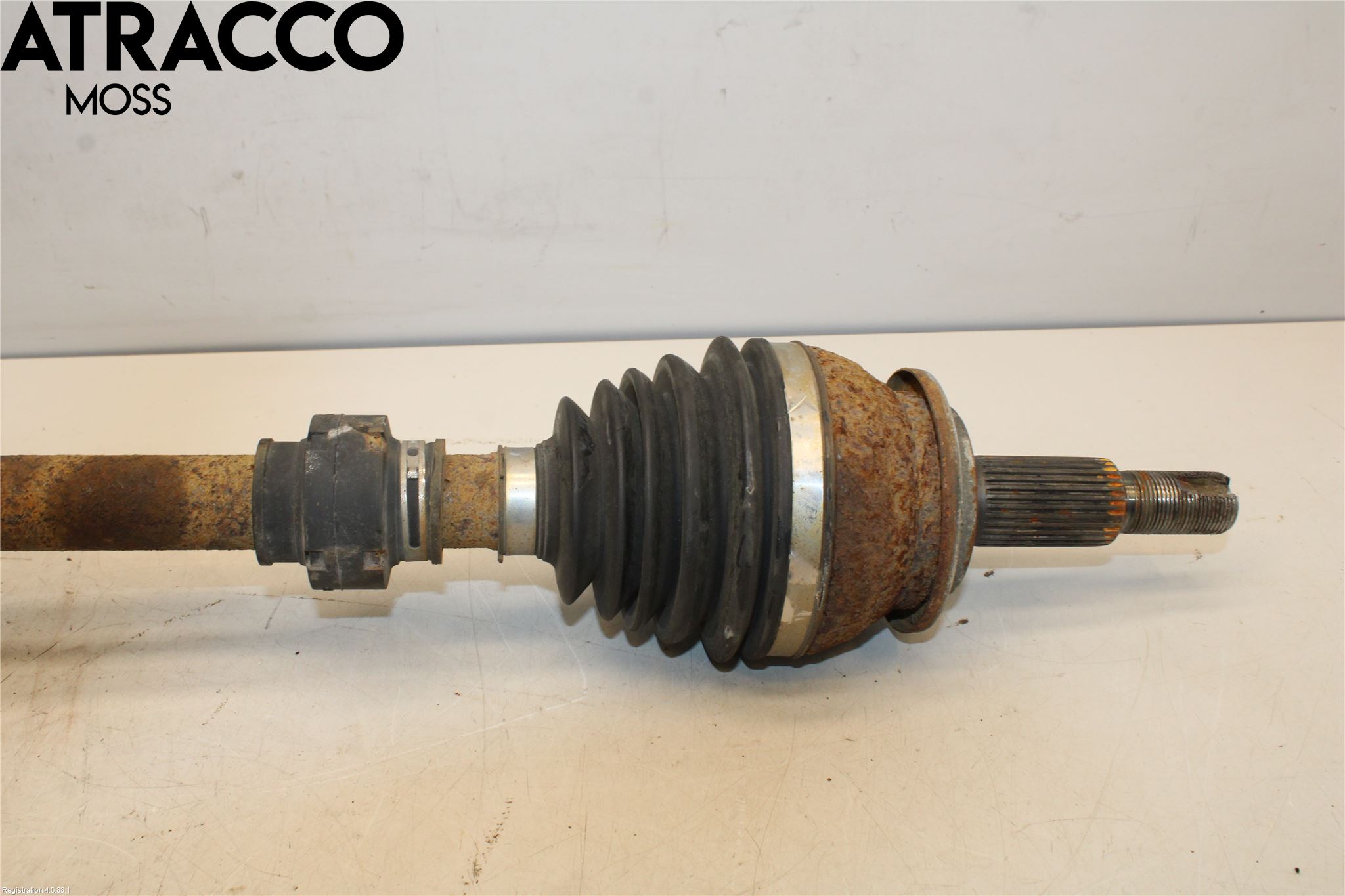 Toyota RAV4 13-18 Drivaxel Fram Höger