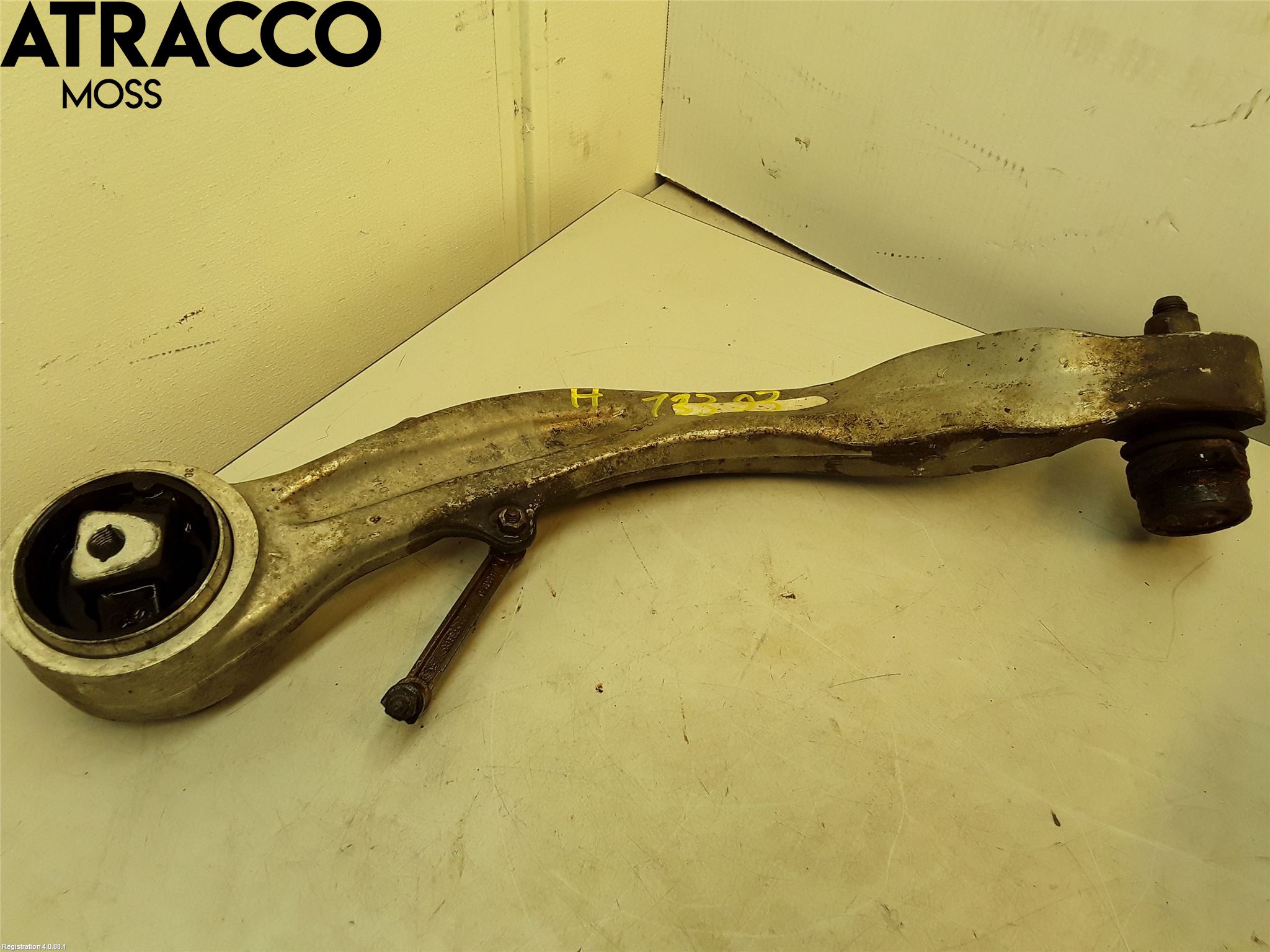 BMW 5 E60/61 Sed/Tou 02-10 Bärarm Fram Undre Hö