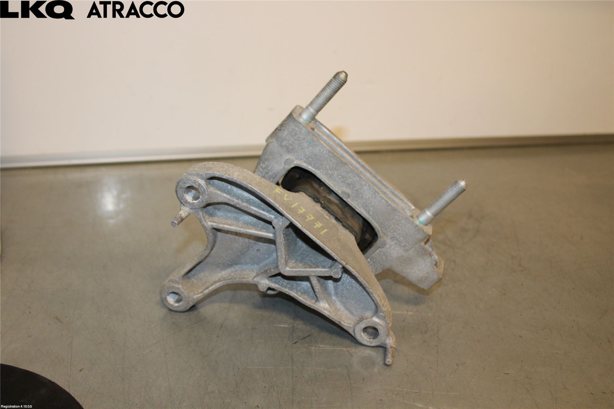 Peugeot 2008/E-2008 20- Motorfäste