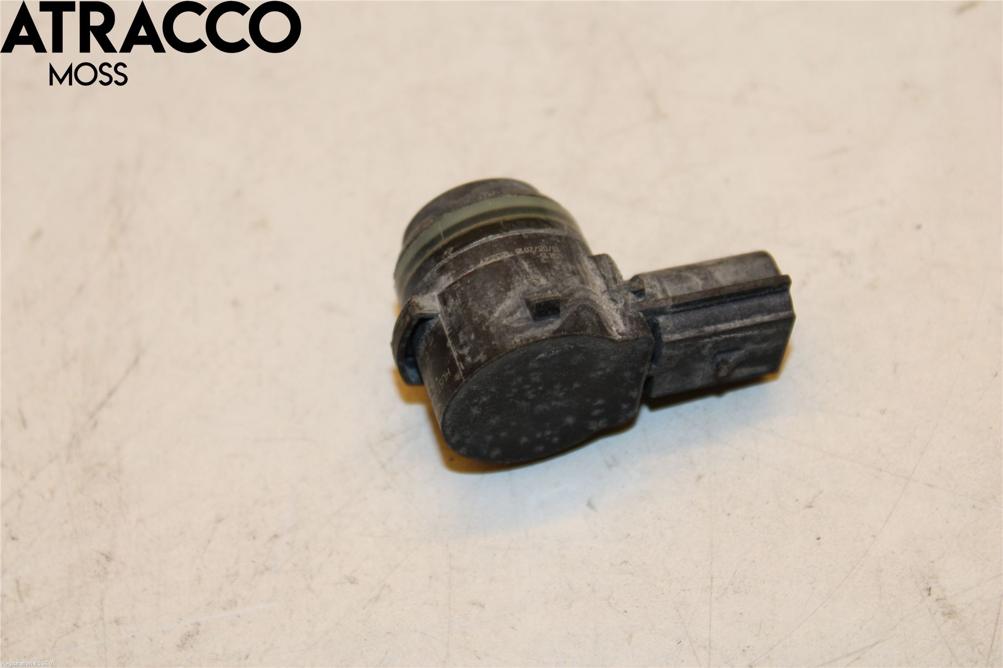 Ford TRANSIT SKÅP/BUSS 14-22 Parkeringshjälp Frontsensor