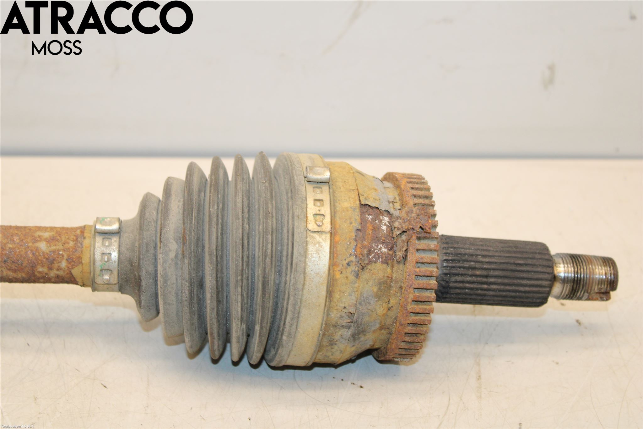 Kia OPTIMA 16-20 Drivaxel Fram Vänster