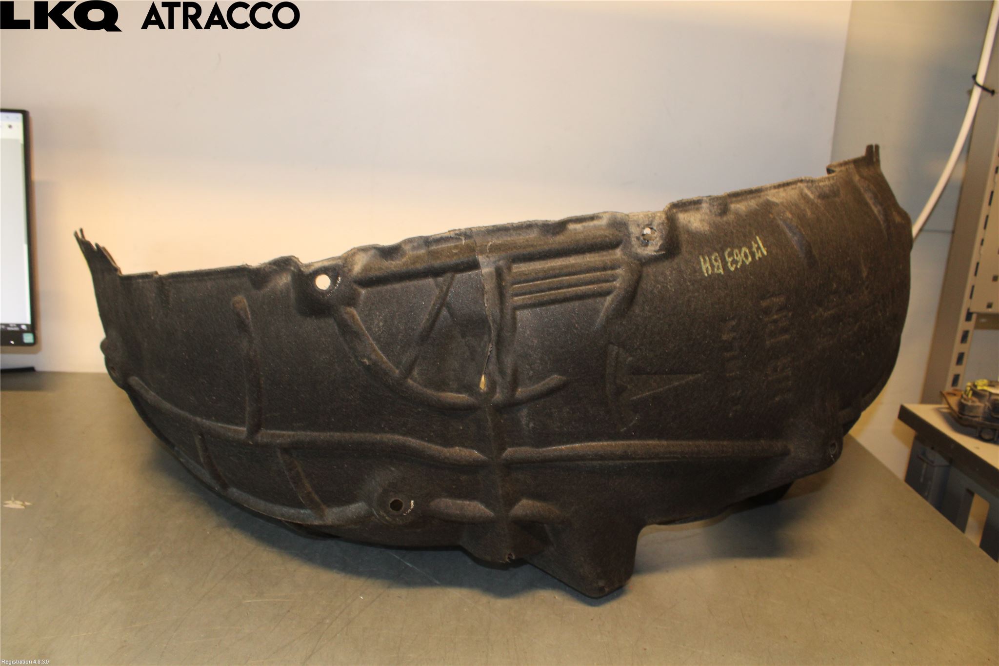 Tesla MODEL Y 21- Skärm Inner