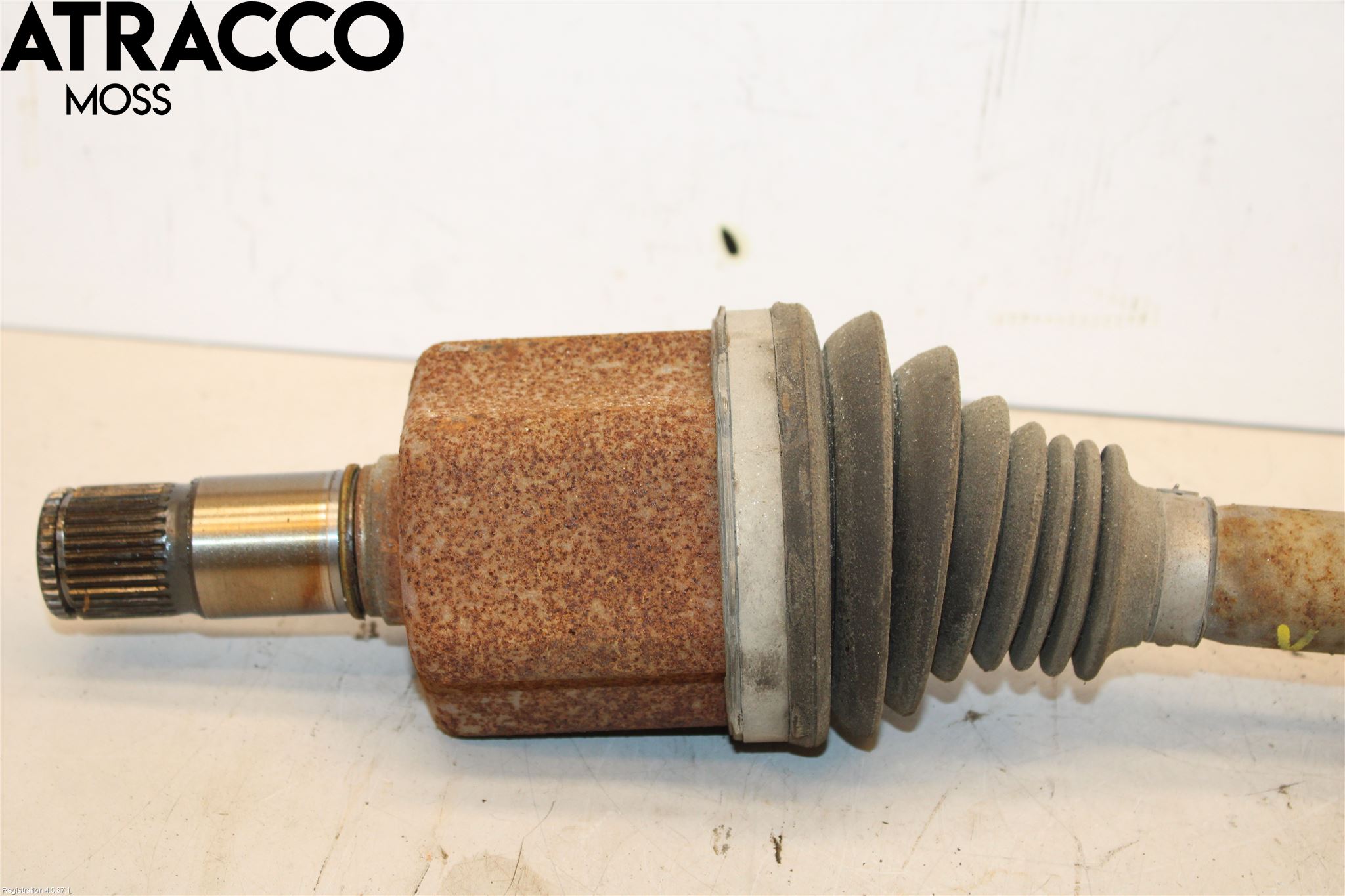 Ford KUGA 08-12 Drivaxel Fram Vänster