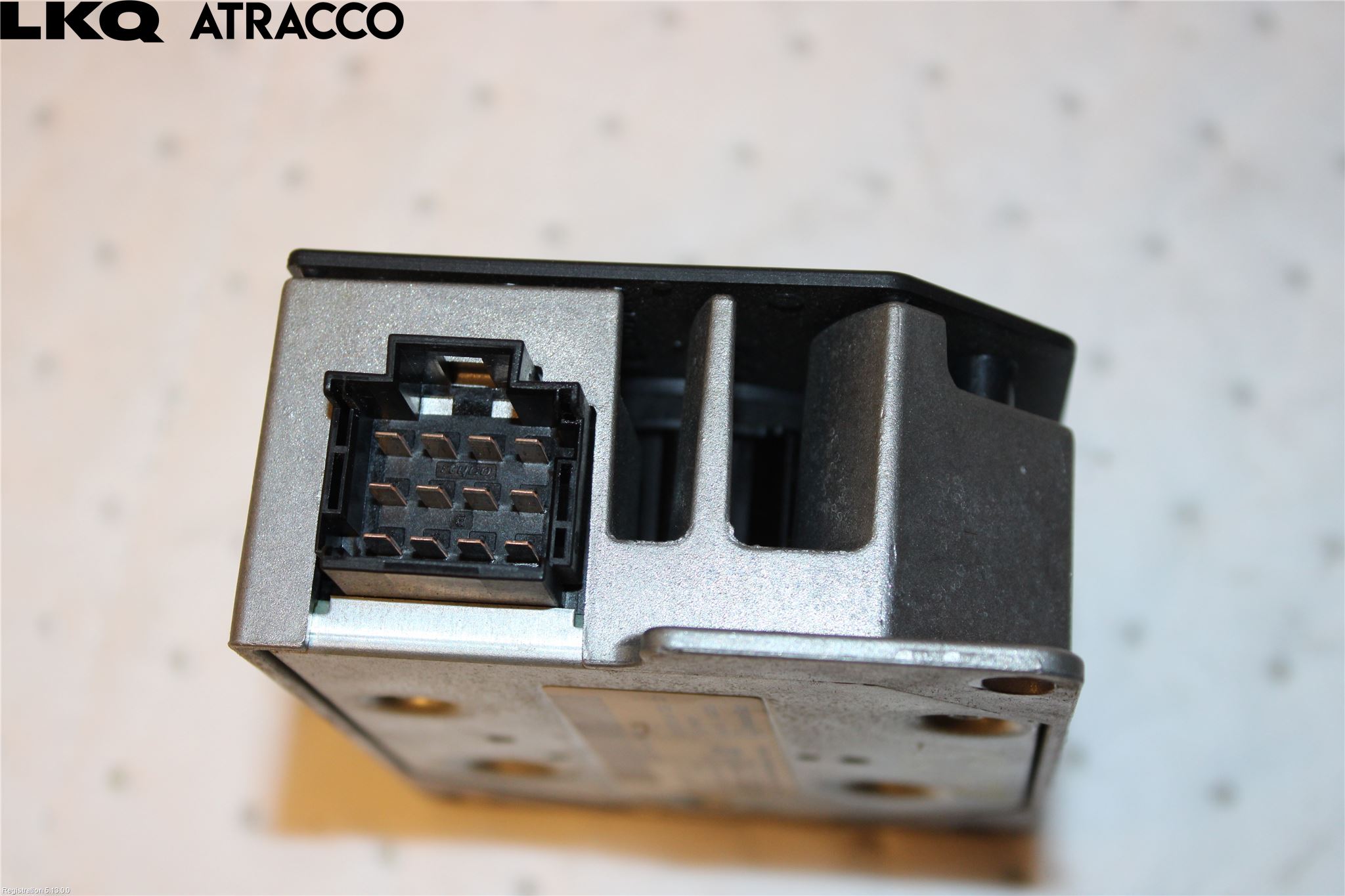 Mercedes-Benz MB E-KLASS (W212) 09-16 Radio-Stereo Förstärkare