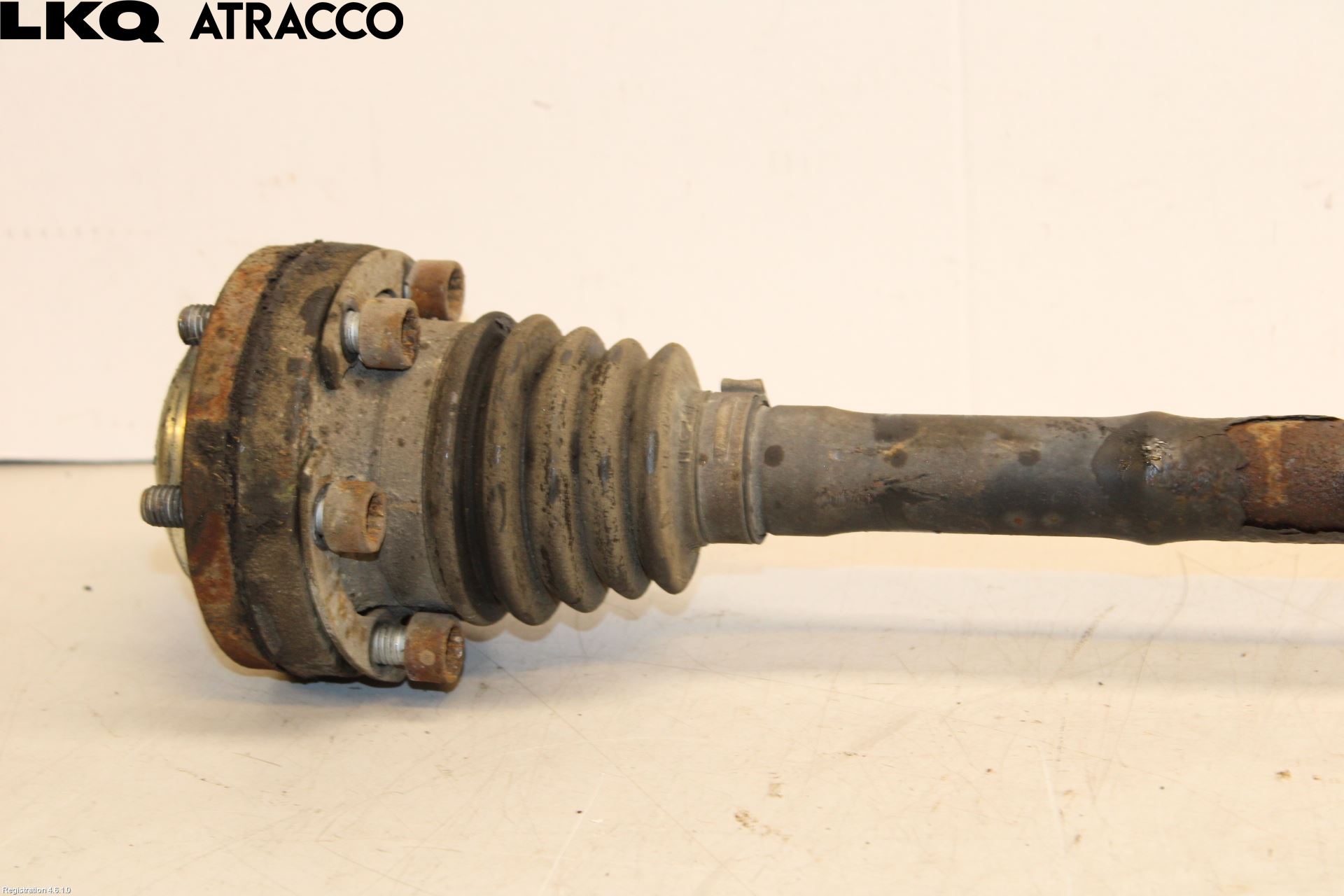 Volkswagen VW TRANSP/CARAVELLE (T5) 04-15 Drivaxel Bak Höger