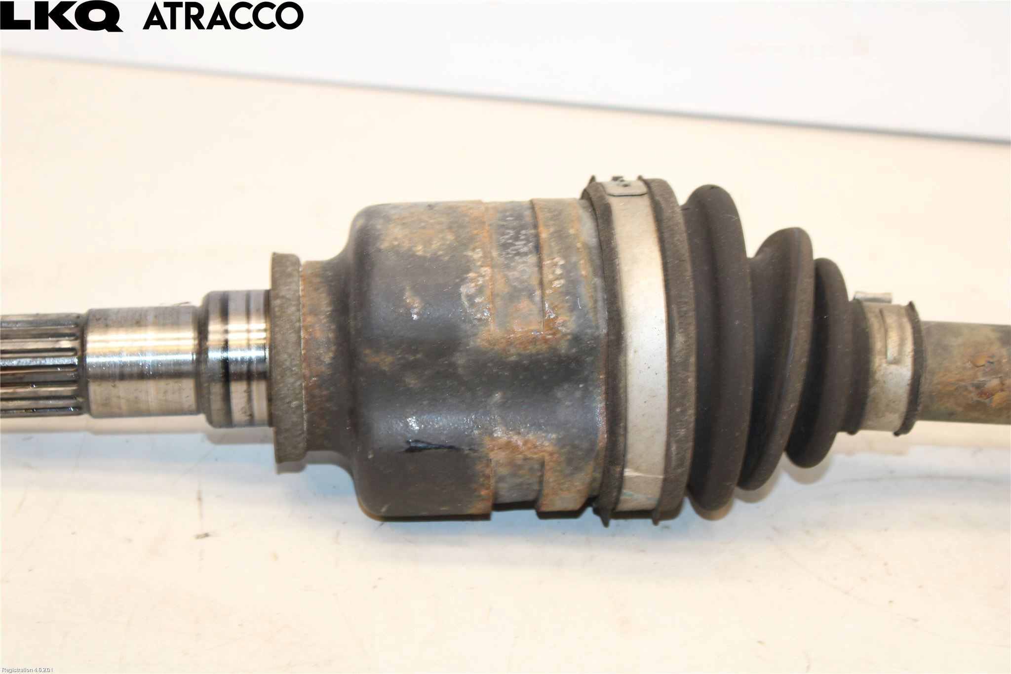Toyota AVENSIS 09-15 Drivaxel Fram Vänster