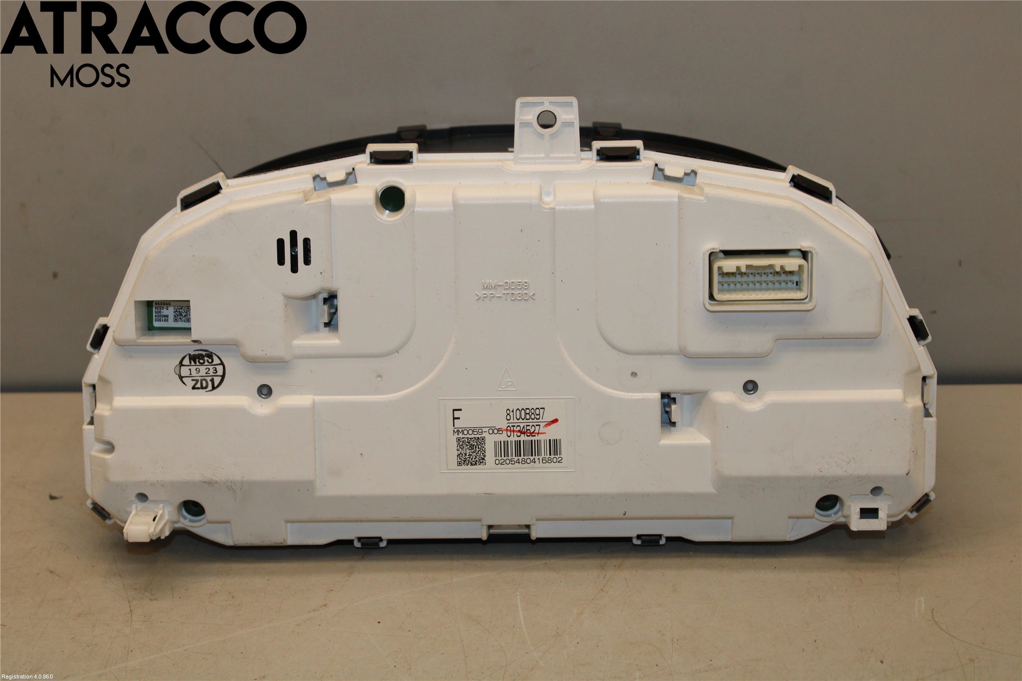 Mitsubishi OUTLANDER 13-21 Instrument Komb