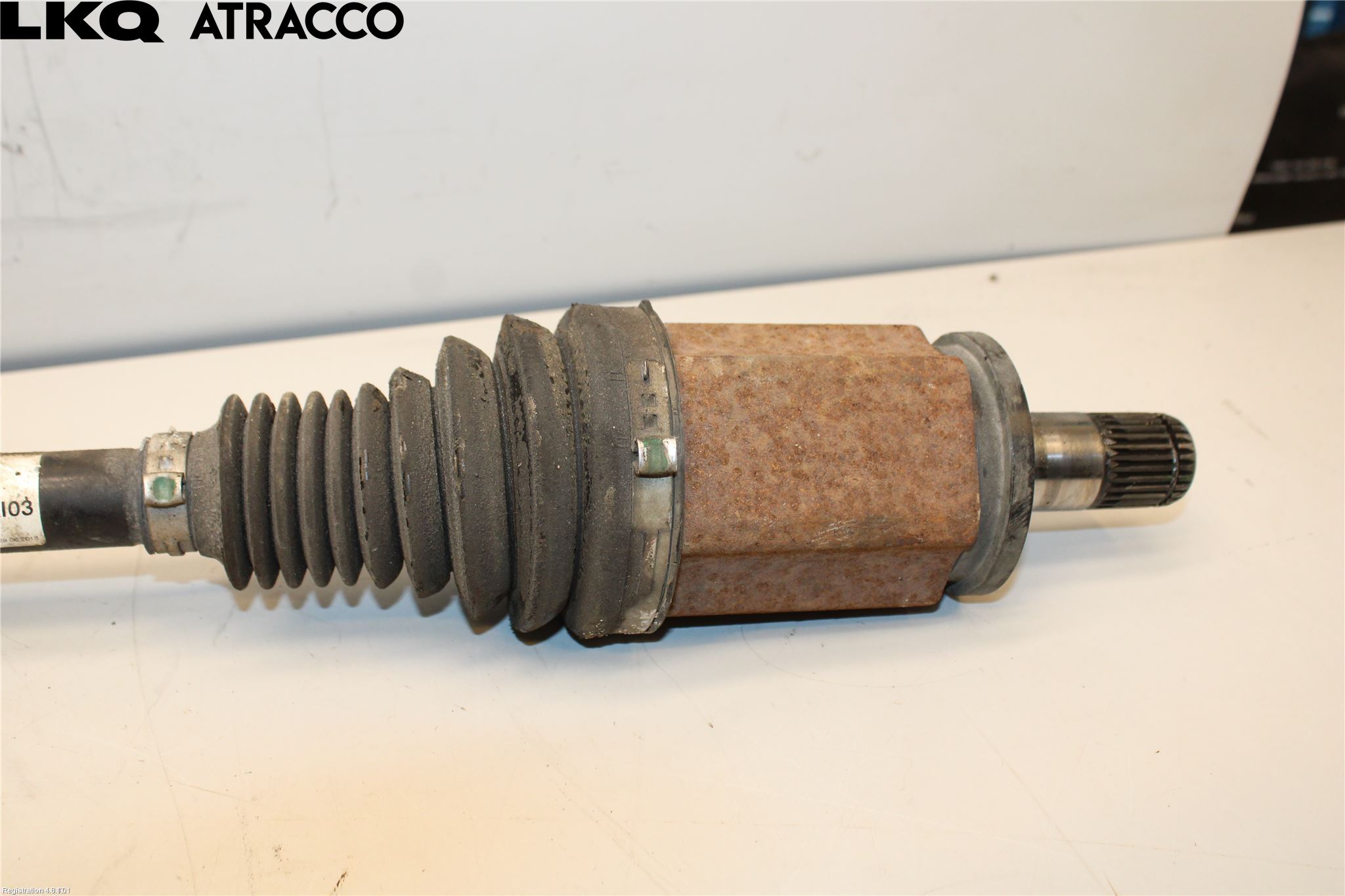 BMW 3 GT F34 13-19 Drivaxel Fram Vänster
