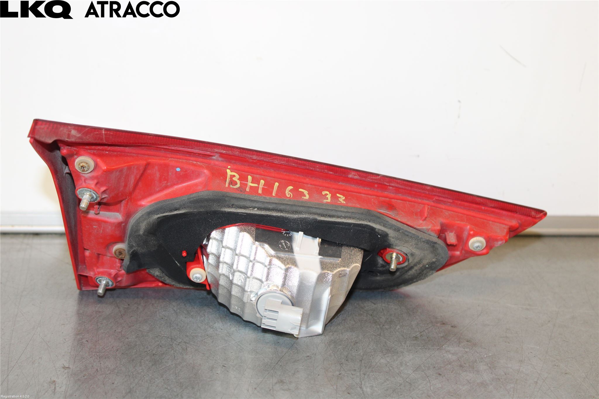 Toyota AURIS 13-19 Bakljus Lucka Hö