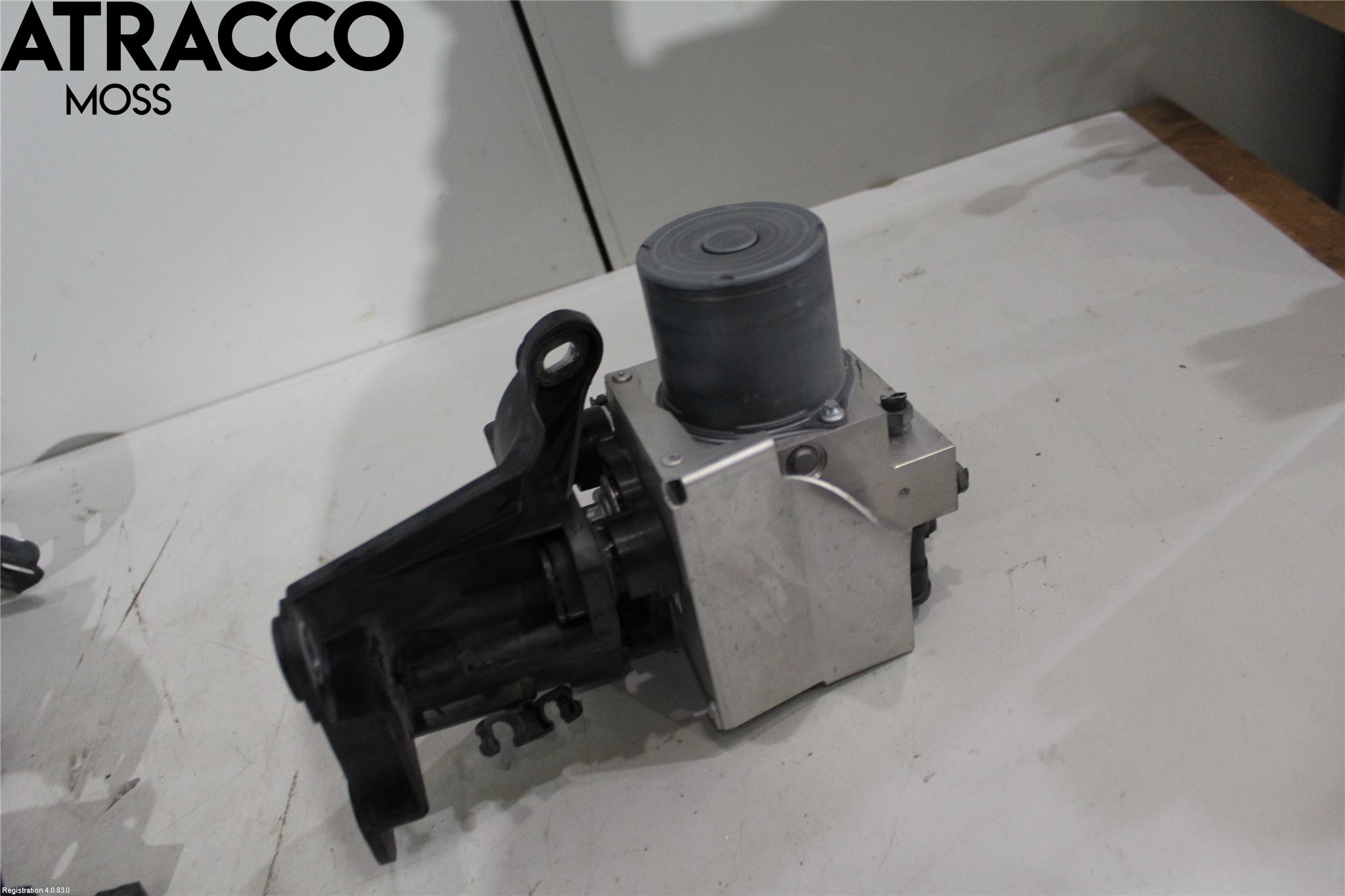 Mercedes-Benz MB E-KLASS (W212) 09-16 Abs Hydraulaggregat