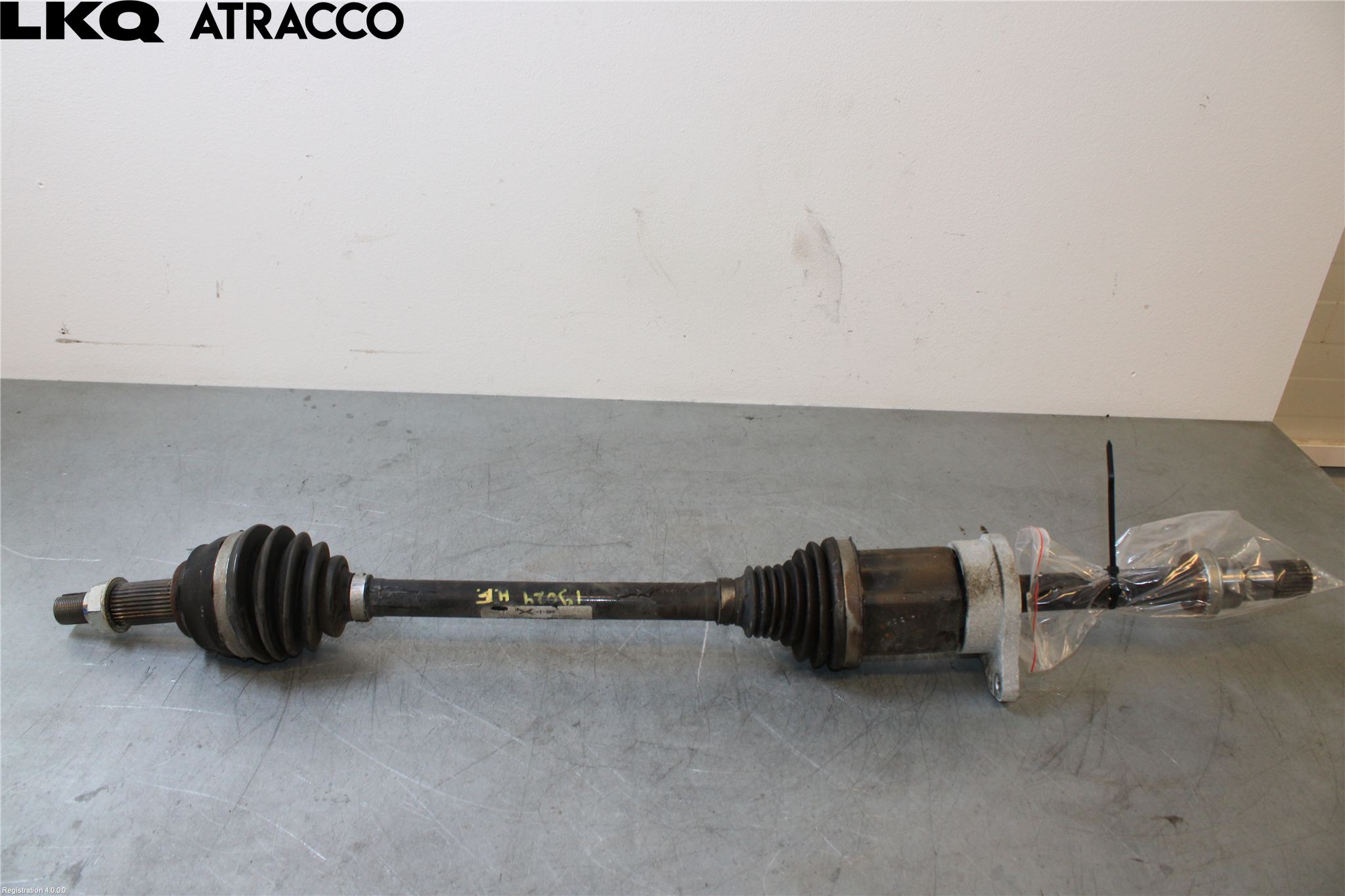 Xpeng G9 22- Drivaxel Fram Vänster