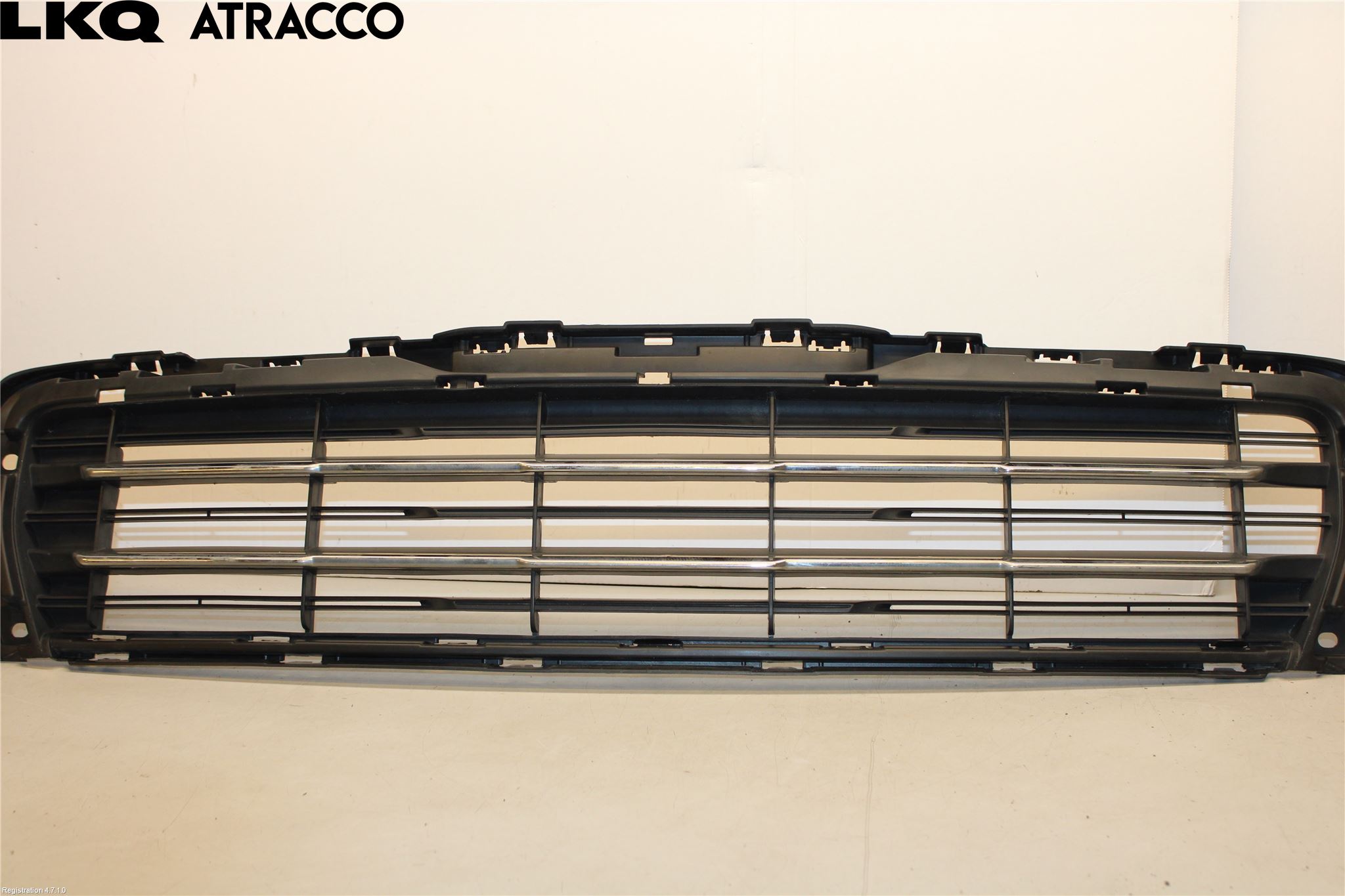 Peugeot 3008 09-16 Grill Komp