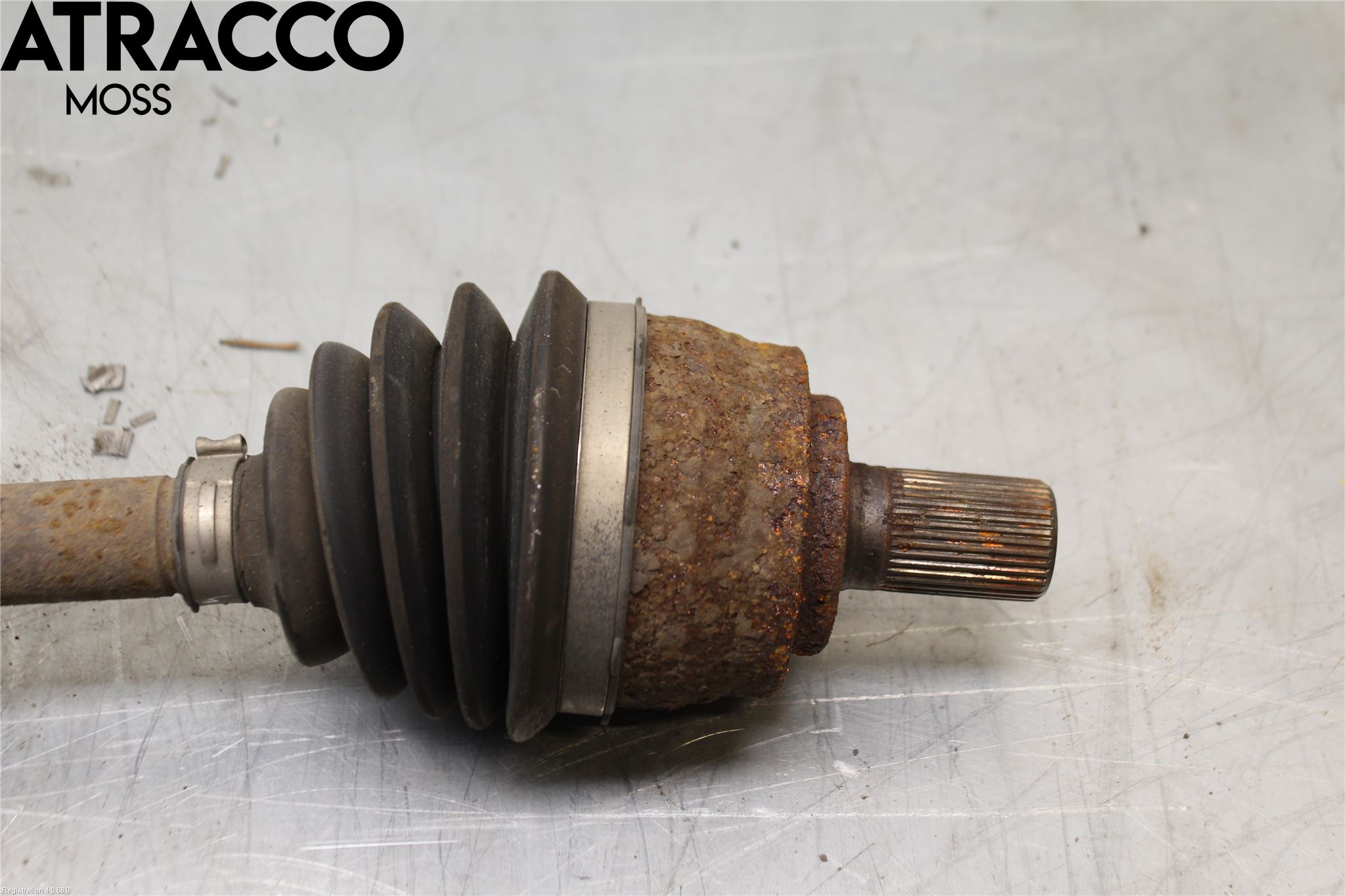 Volvo V40 12-19 Drivaxel Fram Höger
