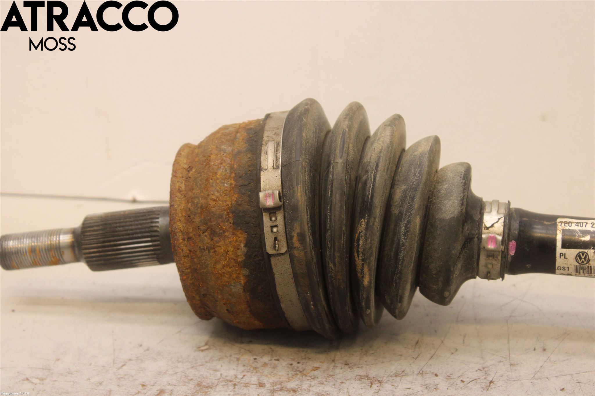Volkswagen VW TRANSP/CARAVELLE (T6) 16-22 Drivaxel Fram Vänster