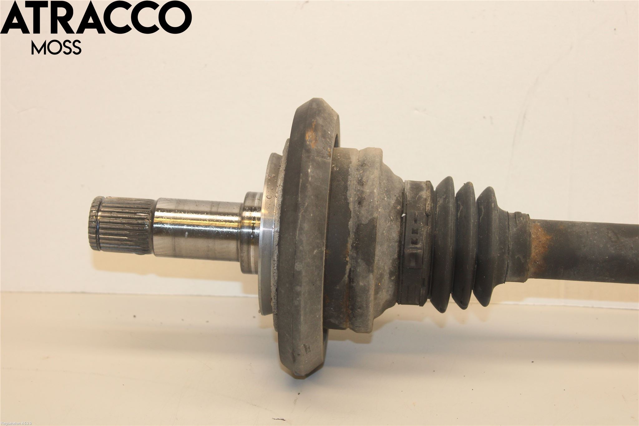Mercedes-Benz MB E-KLASS (W213) 16-23 Drivaxel Bak Vänster