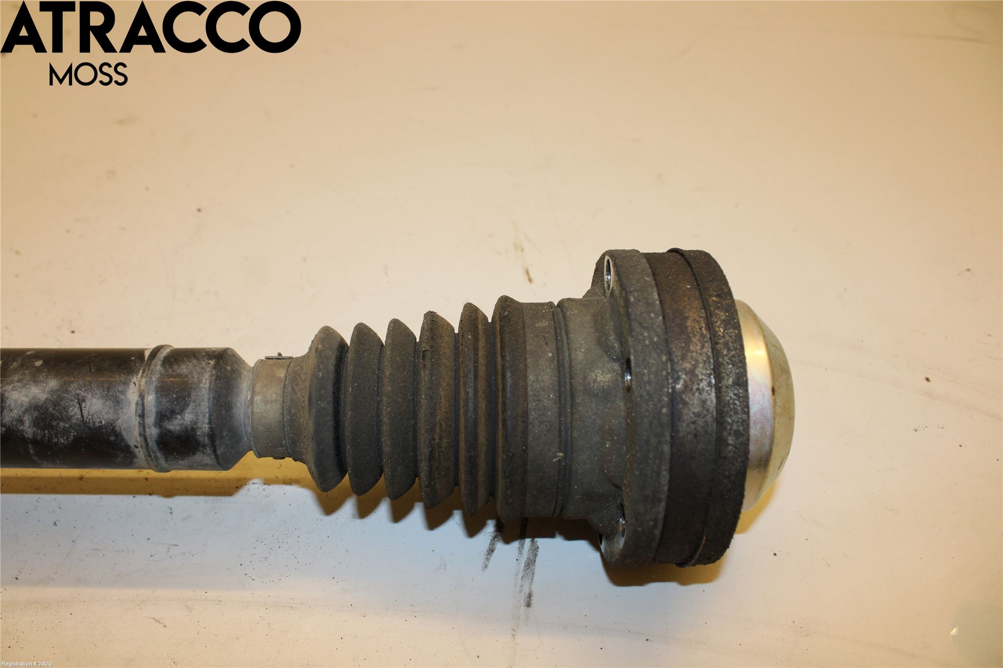 Volkswagen VW PASSAT 05-11 Drivaxel Fram Höger