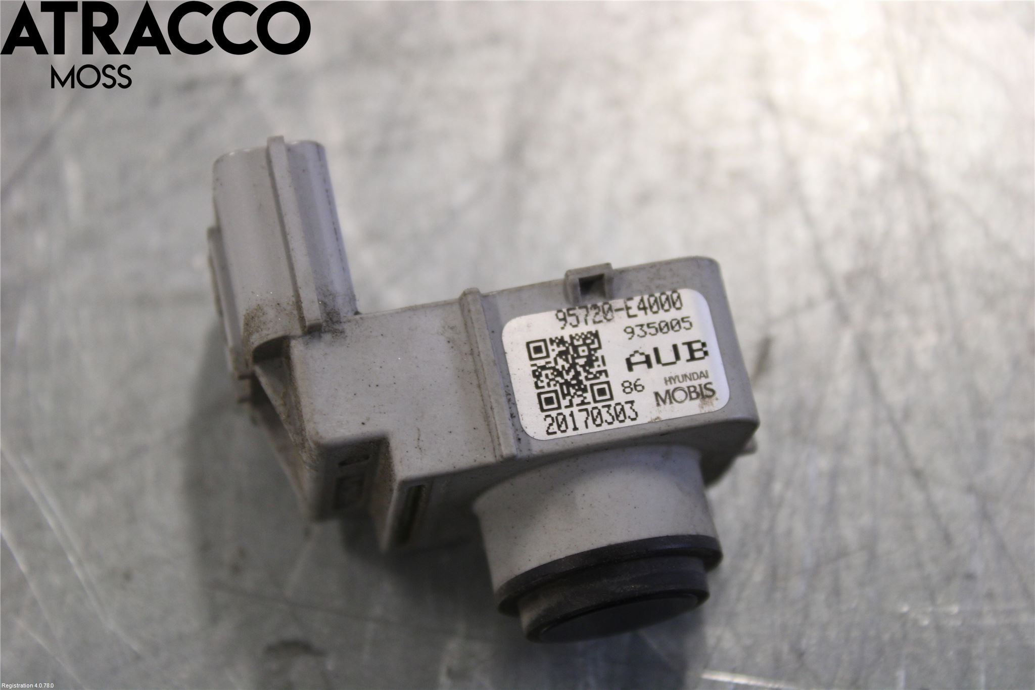 Kia SOUL 09- Parkeringshjälp Backsensor