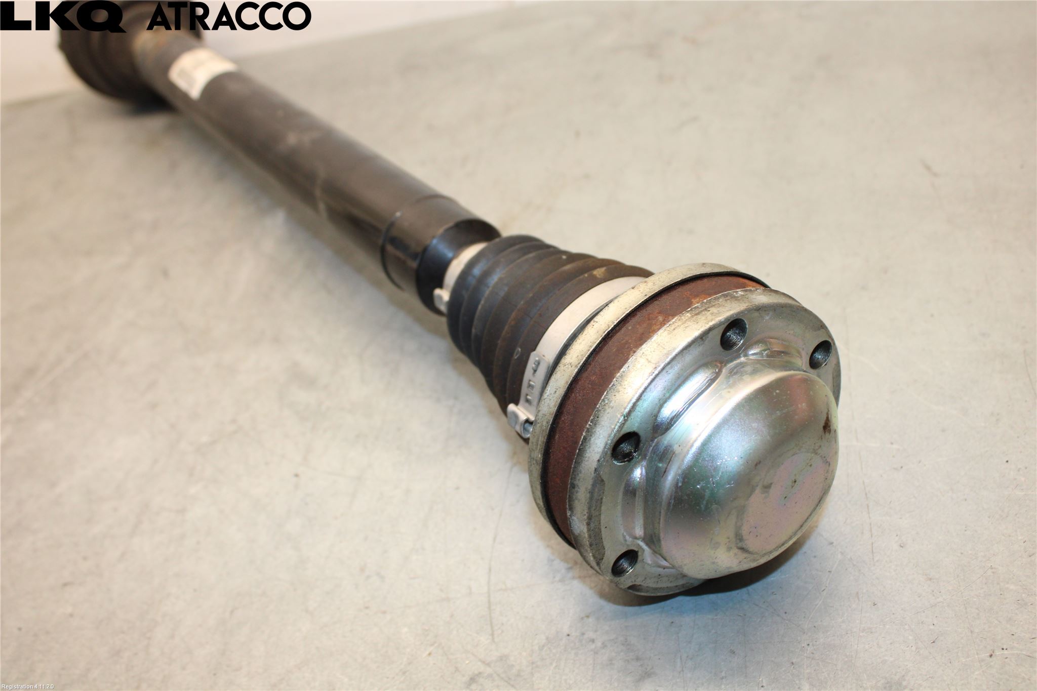 Volkswagen VW CADDY 11-15 Drivaxel Fram Höger