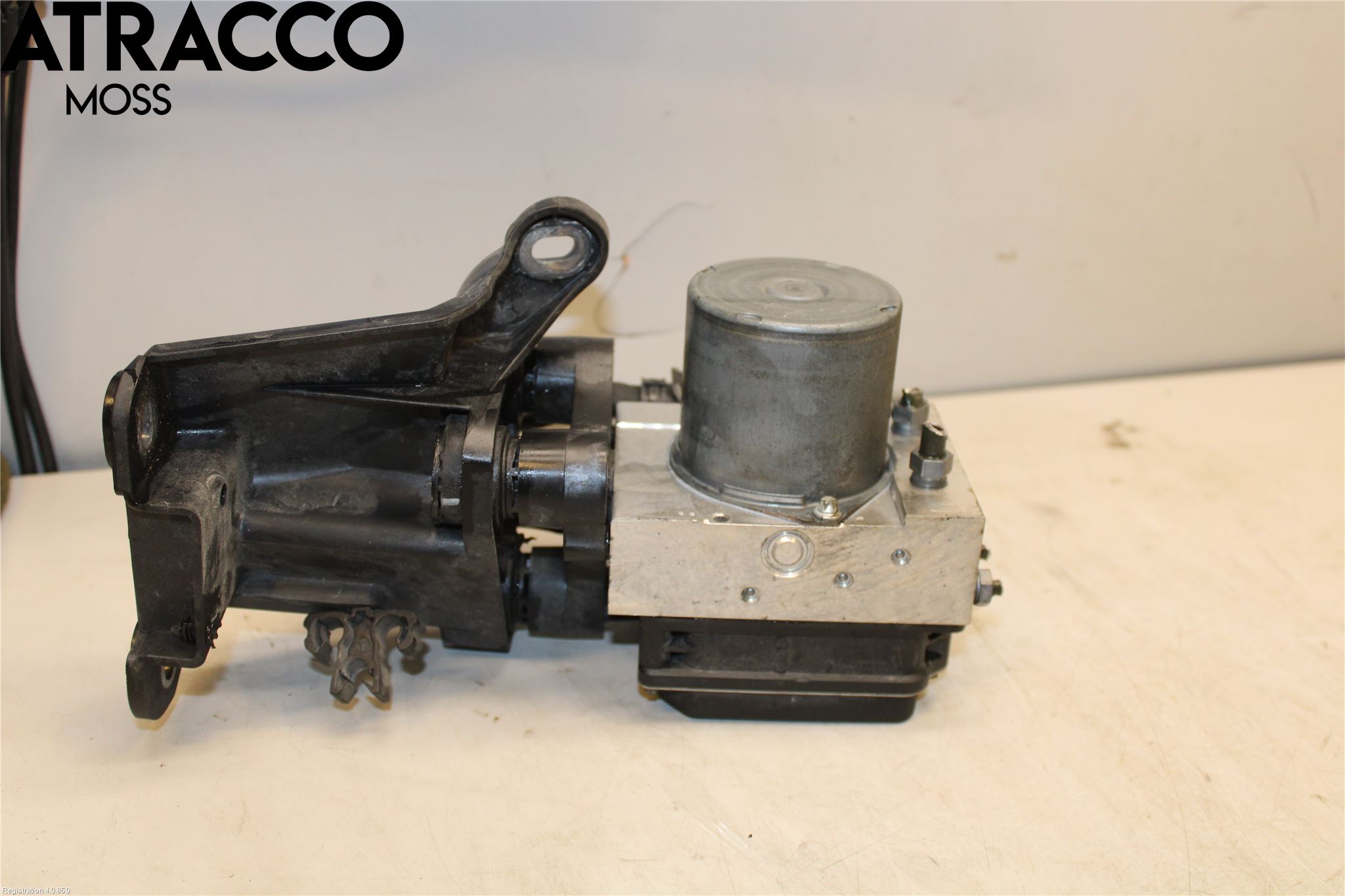 Mercedes-Benz MB E-KLASS (W212) 09-16 Abs Hydraulaggregat