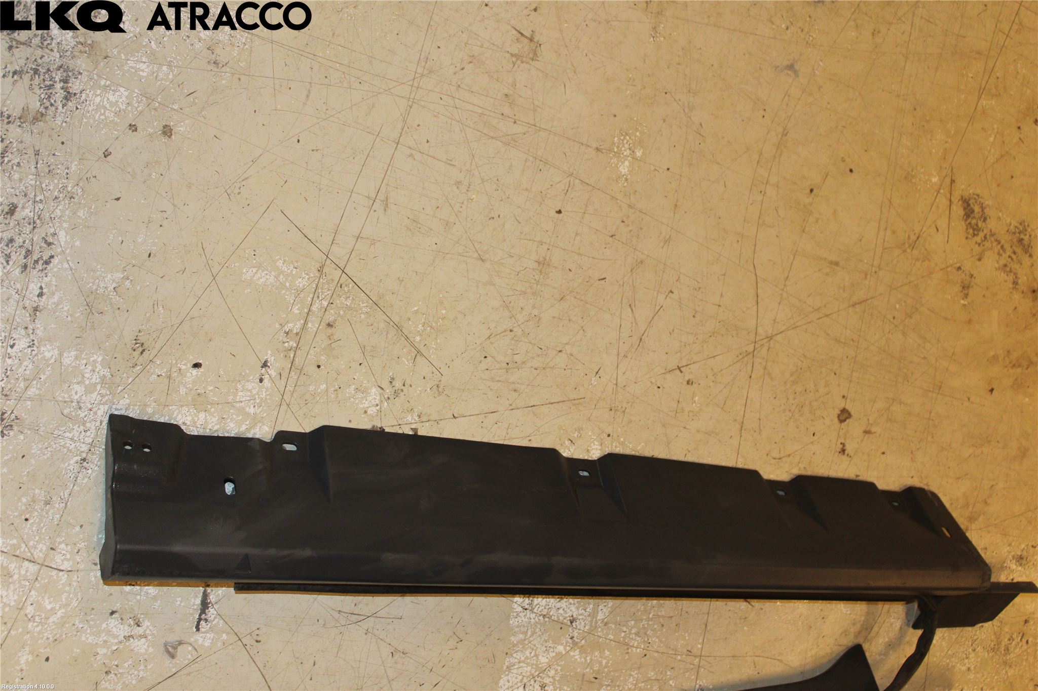 Ford TRANSIT/TOURNEO CONNECT 13-22 Stötfångarlist Fram