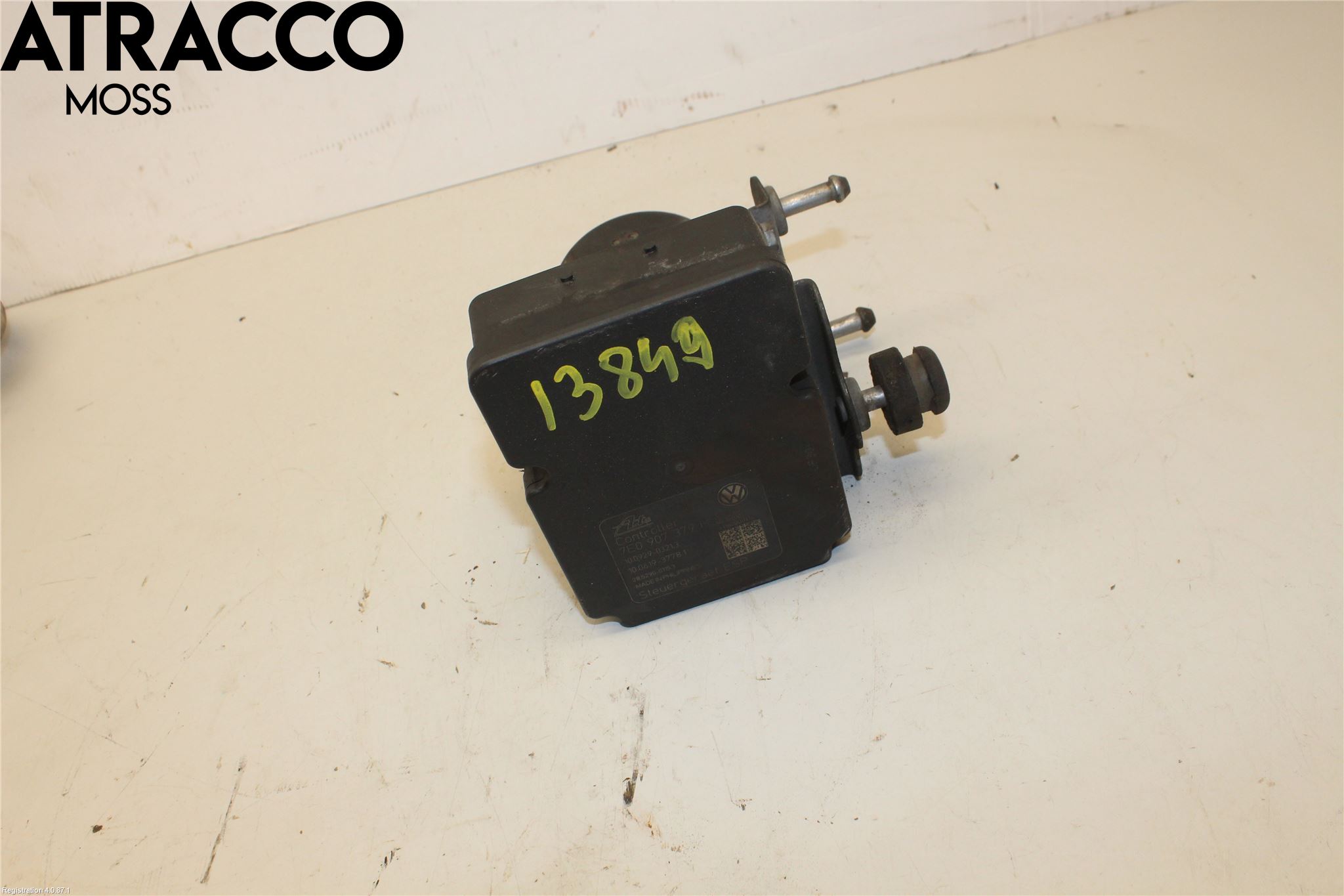 Volkswagen VW TRANSP/CARAVELLE (T5) 04-15 Abs Hydraulaggregat