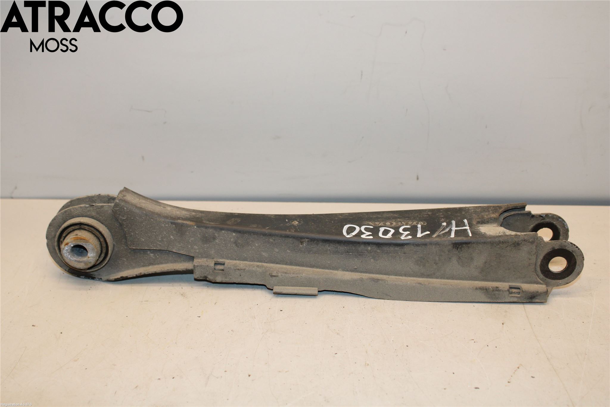 Volvo S90 17->> Bärarm Bak Höger