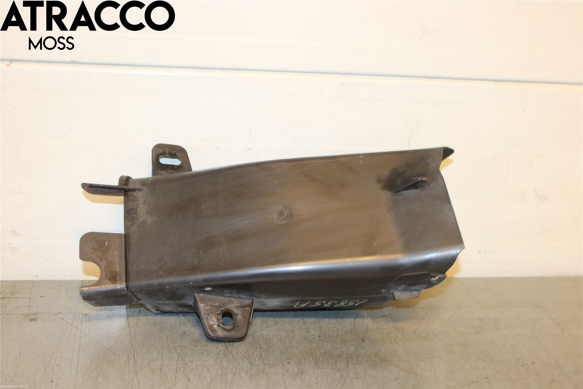 BMW 5 F10/F11/F18 09-17 Deflektor Plåt-Plast Kylning