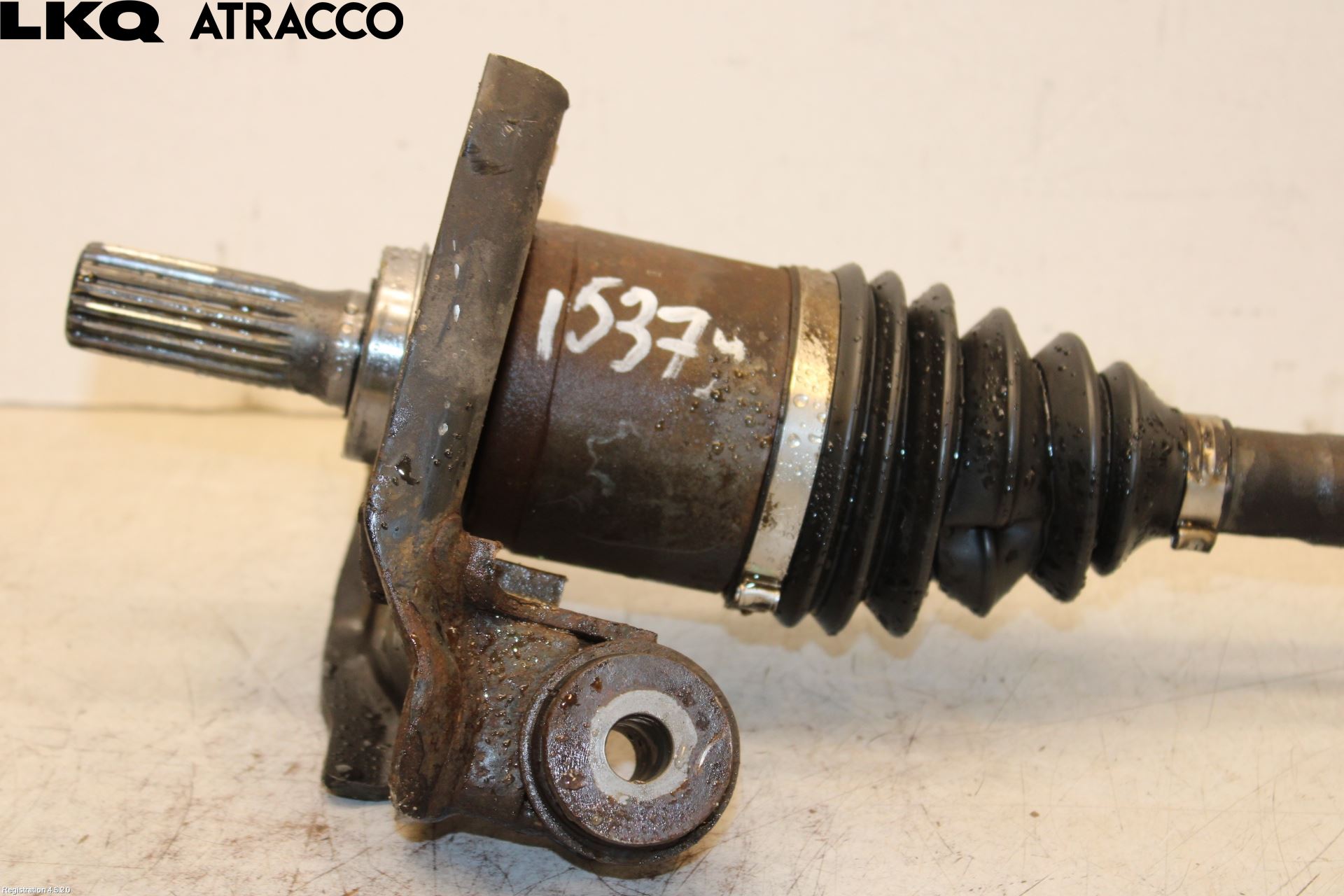 Isuzu D-MAX Drivaxel Fram Vänster
