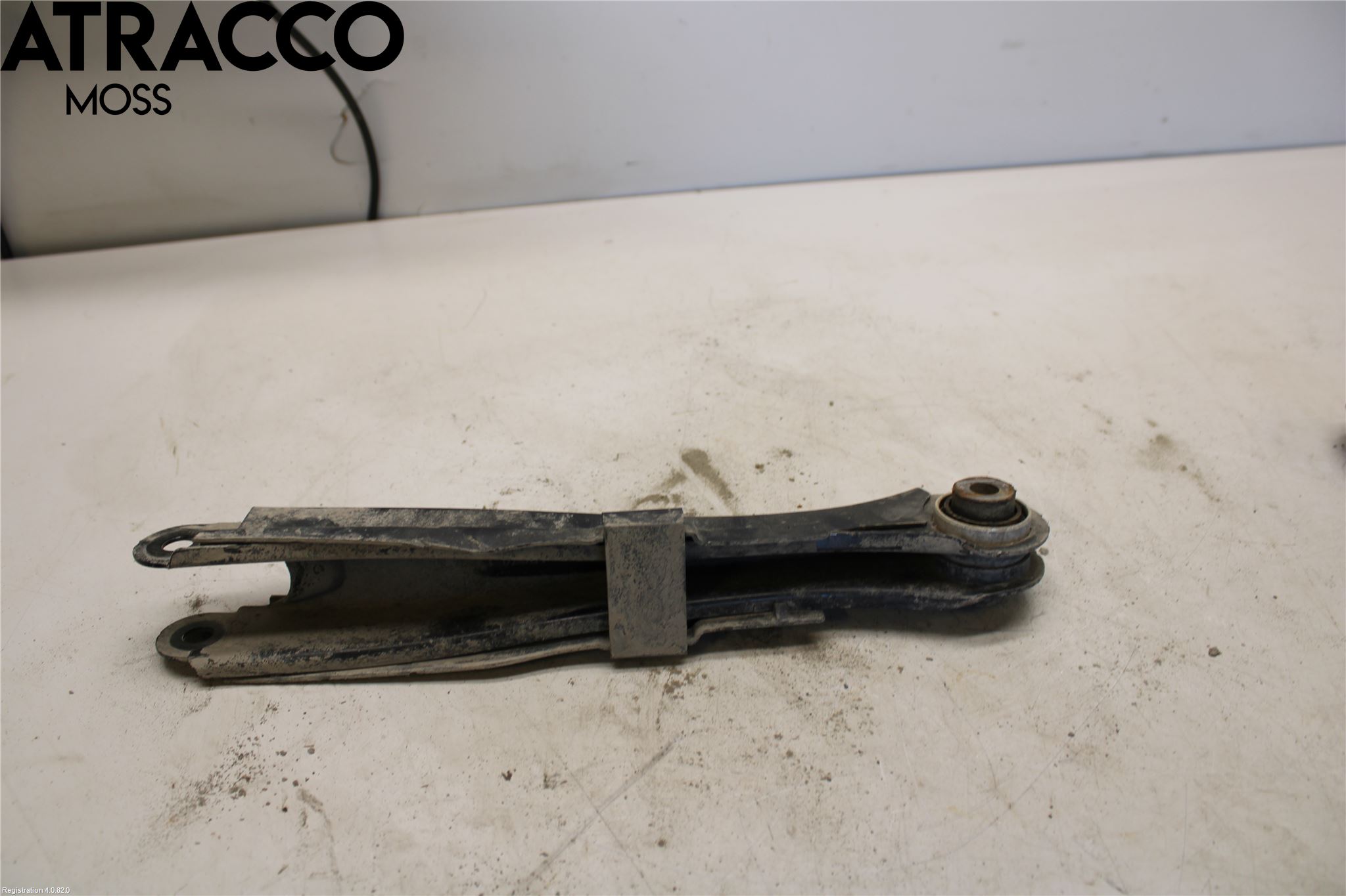 Volvo V60 19- Bärarm Bak Vänster
