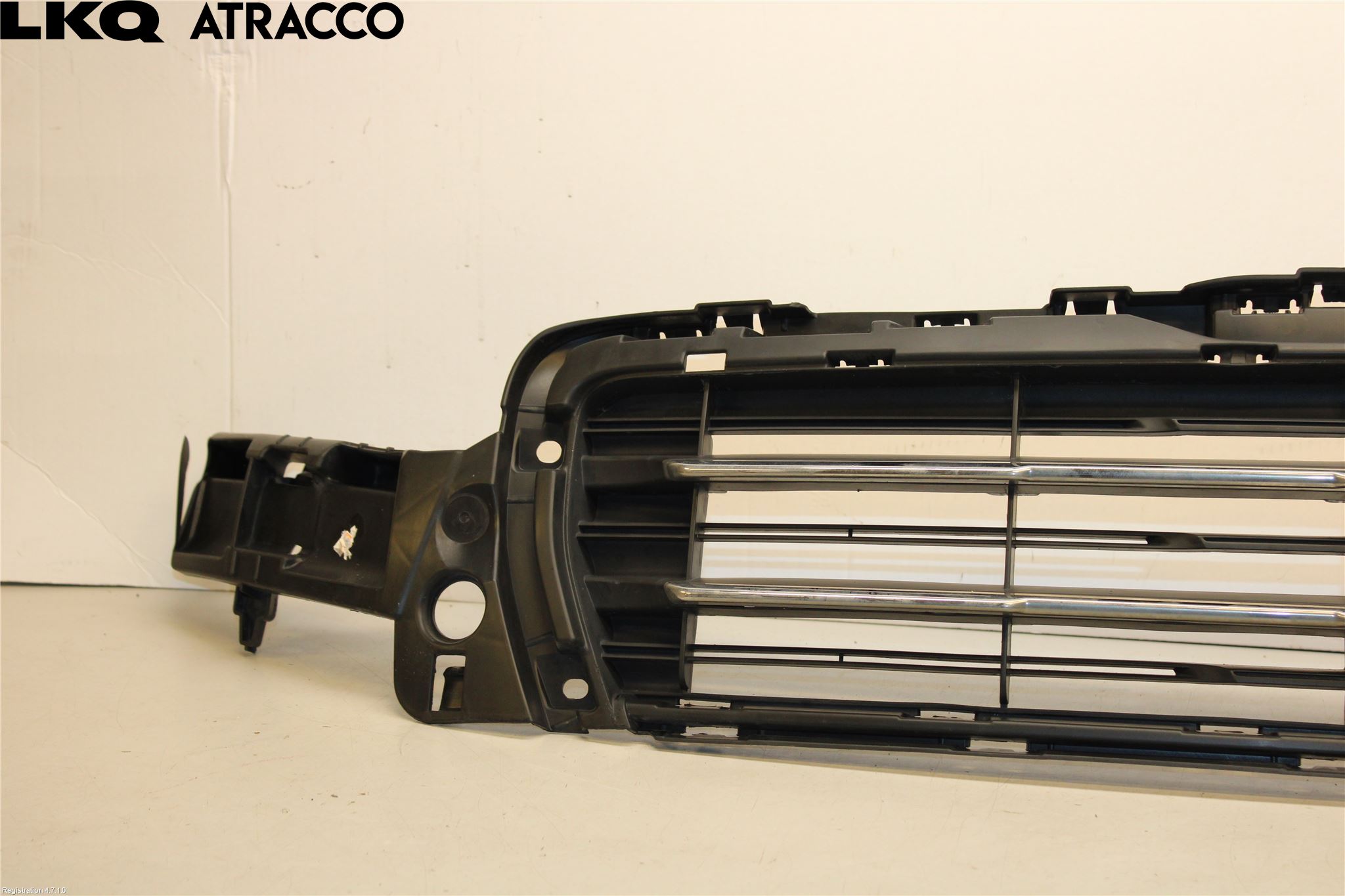 Peugeot 3008 09-16 Grill Komp