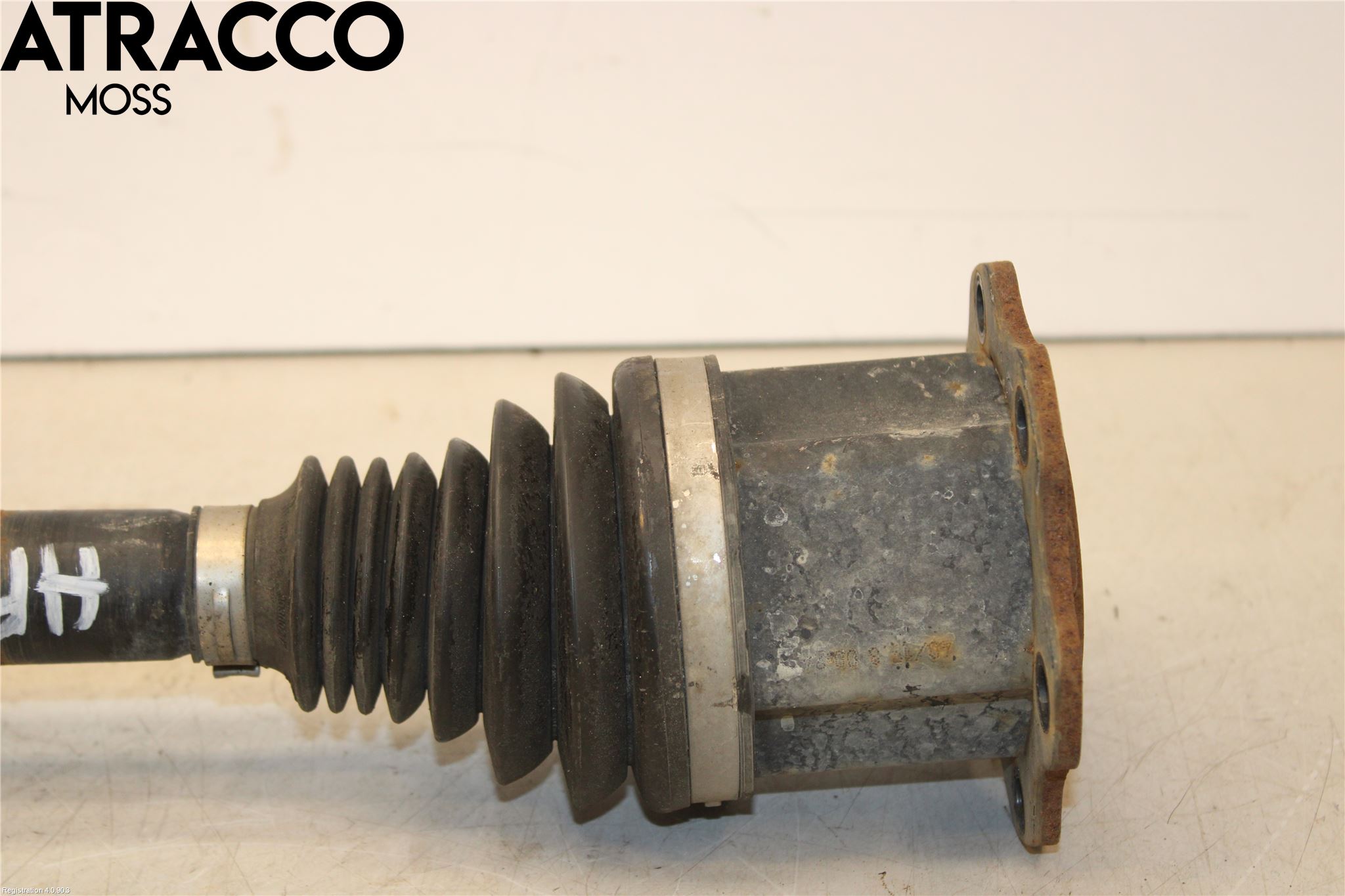 Audi A4 12-15 Drivaxel Fram Höger